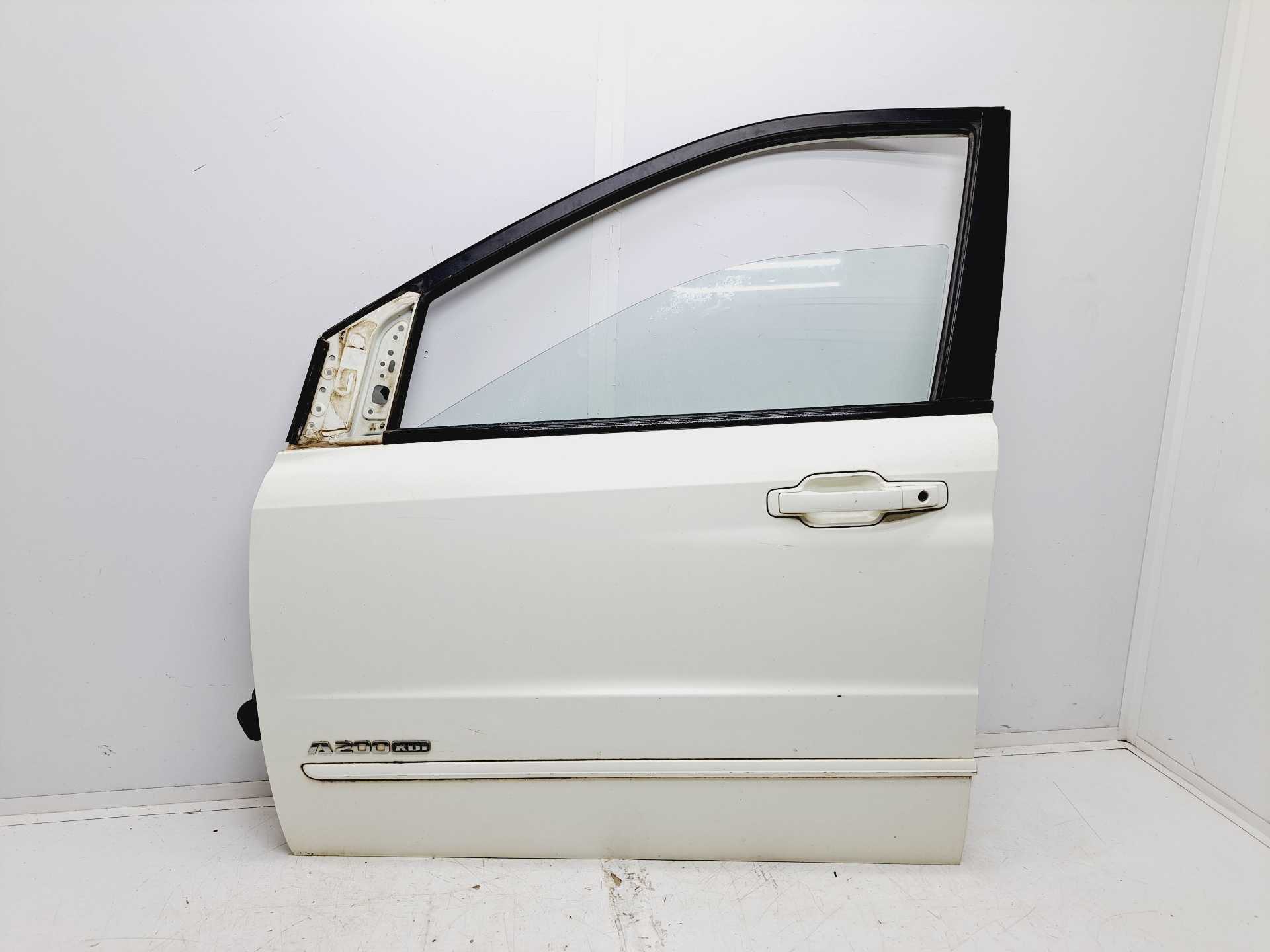 Recambio de puerta delantera izquierda para ssangyong actyon 200 xdi referencia OEM IAM   