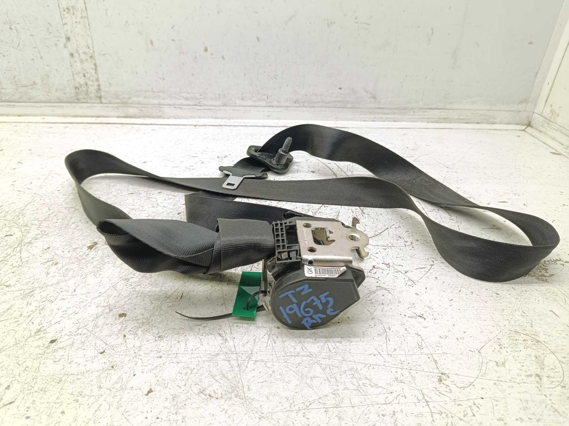 Recambio de cinturon seguridad trasero izquierdo para dacia lodgy laureate referencia OEM IAM 888413899R  