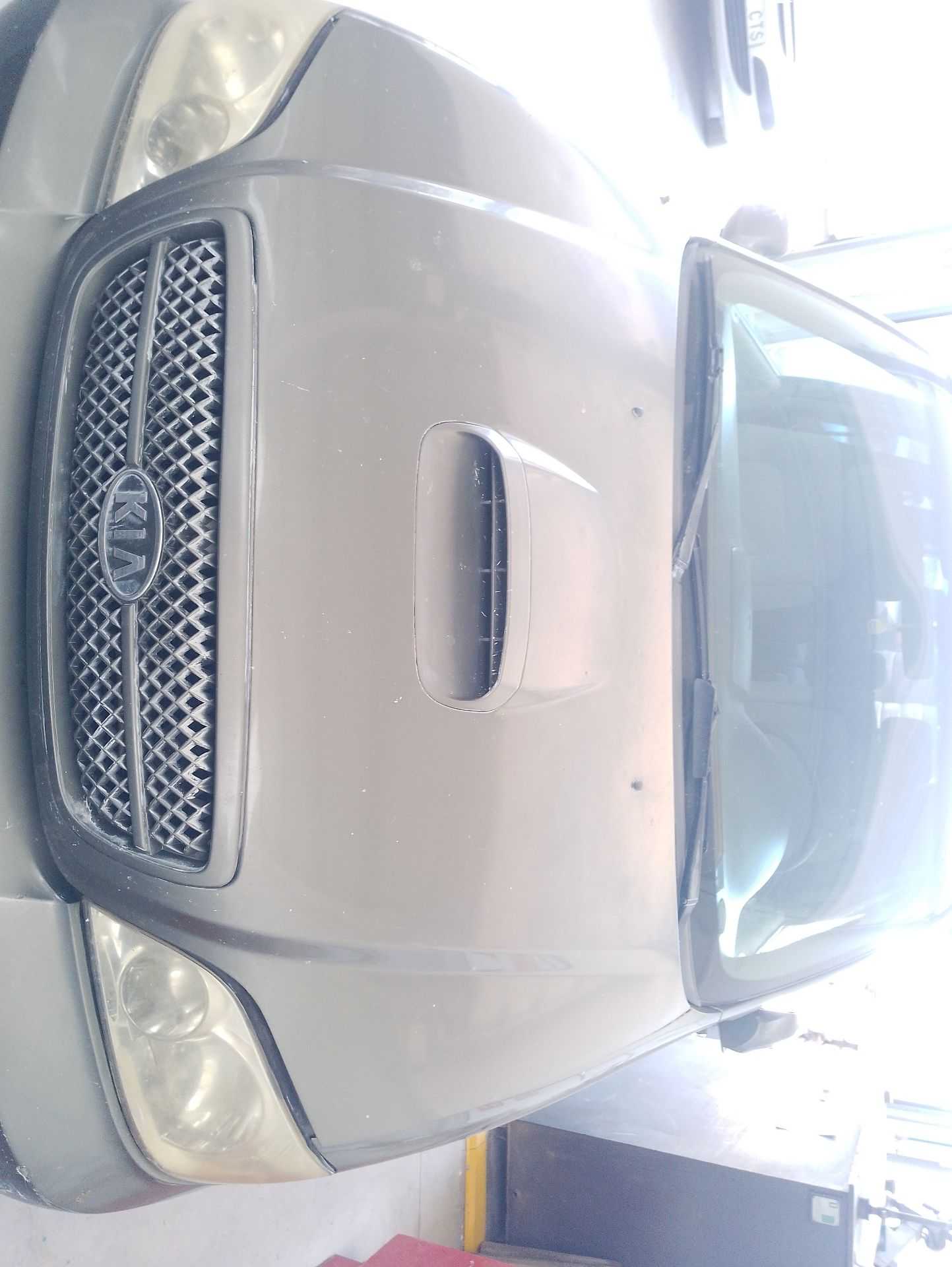 Recambio de capot delantero para kia carnival ii (gq) 2.9 crdi referencia OEM IAM 0K55A52310C  