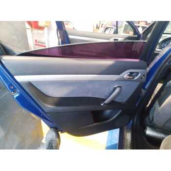 GUARNECIDO PUERTA TRASERA IZQUIERDA 