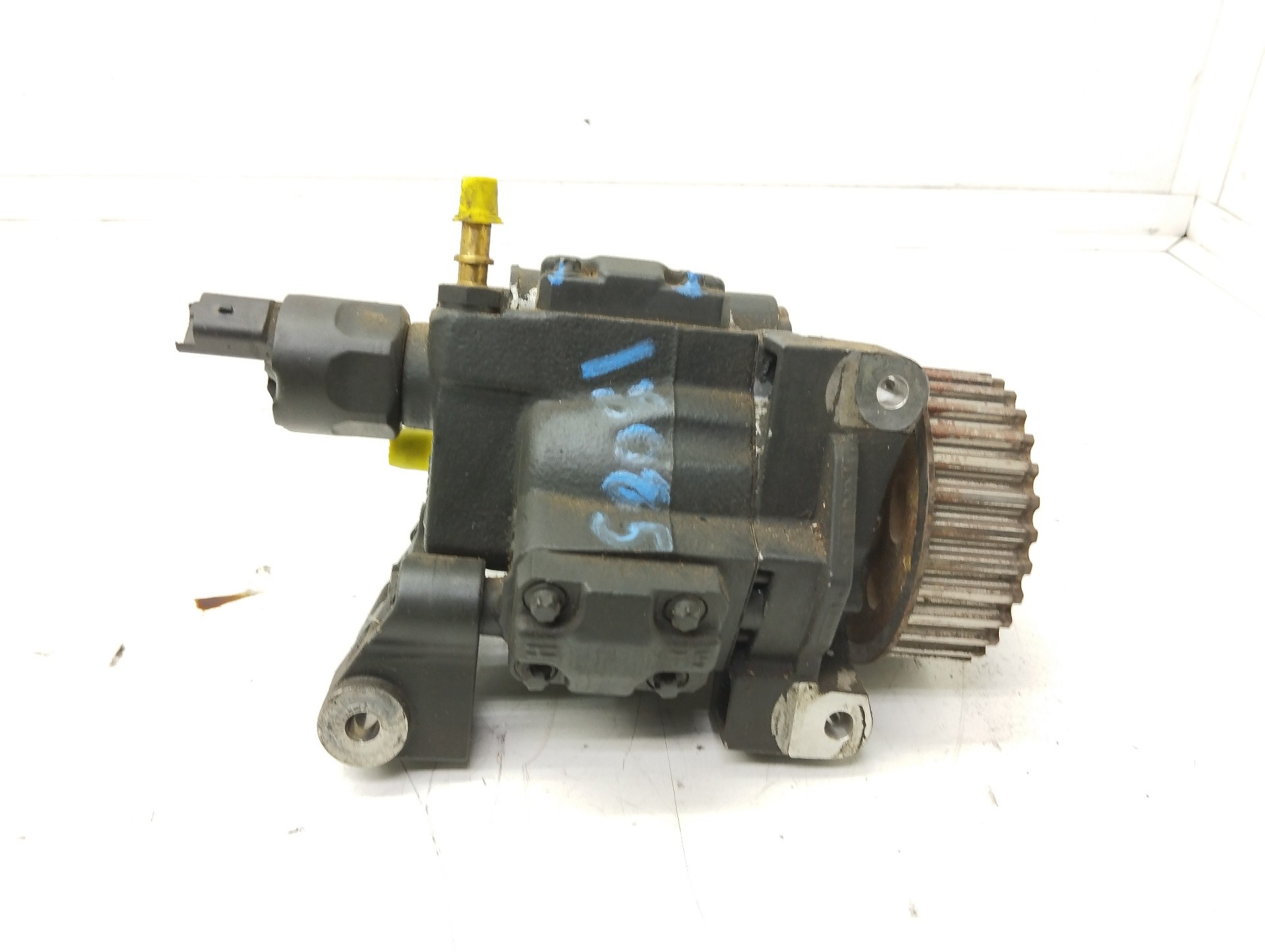 Recambio de bomba inyeccion para renault scenic ii authentique referencia OEM IAM 8200430599 5WS40153 A2C20000754