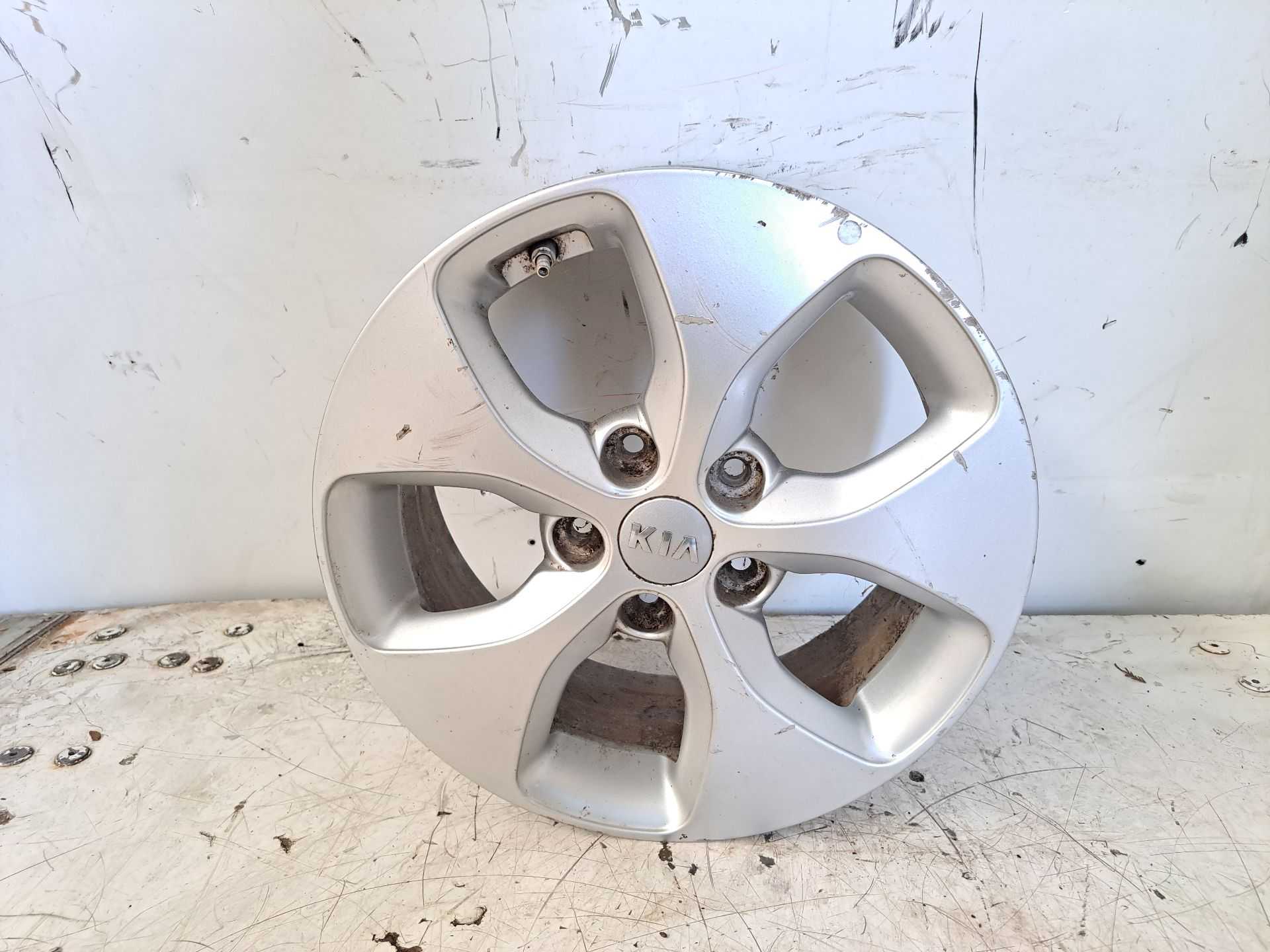 Recambio de llanta para kia carens ( ) basic referencia OEM IAM r16 52910a4150 
