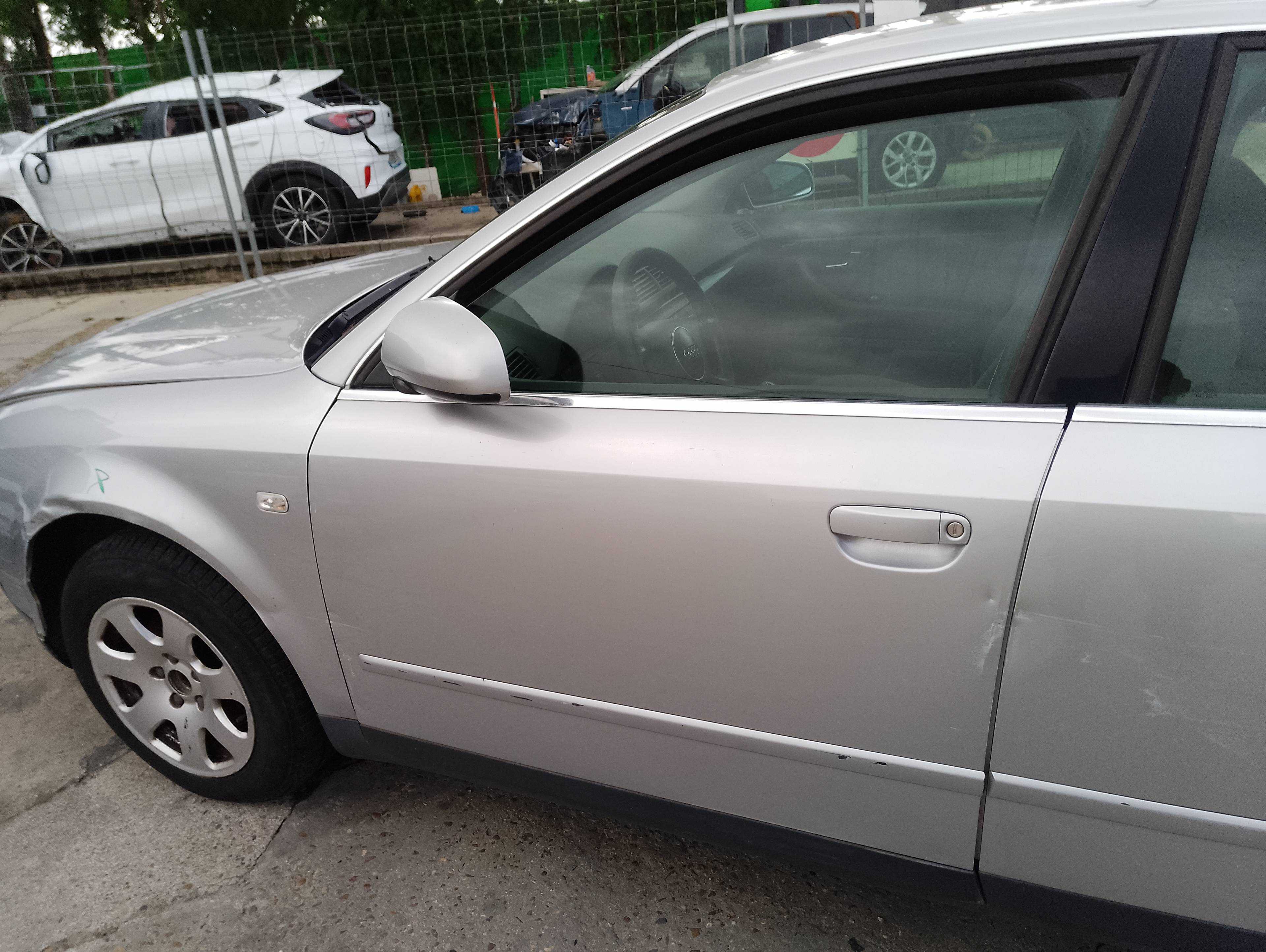 Recambio de puerta delantera izquierda para audi a4 berlina (8e) 1.8 t referencia OEM IAM   