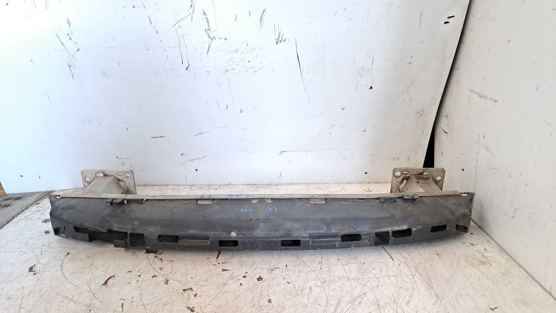 Recambio de refuerzo paragolpes delantero para citroën c4 picasso exclusive referencia OEM IAM 9654597980  