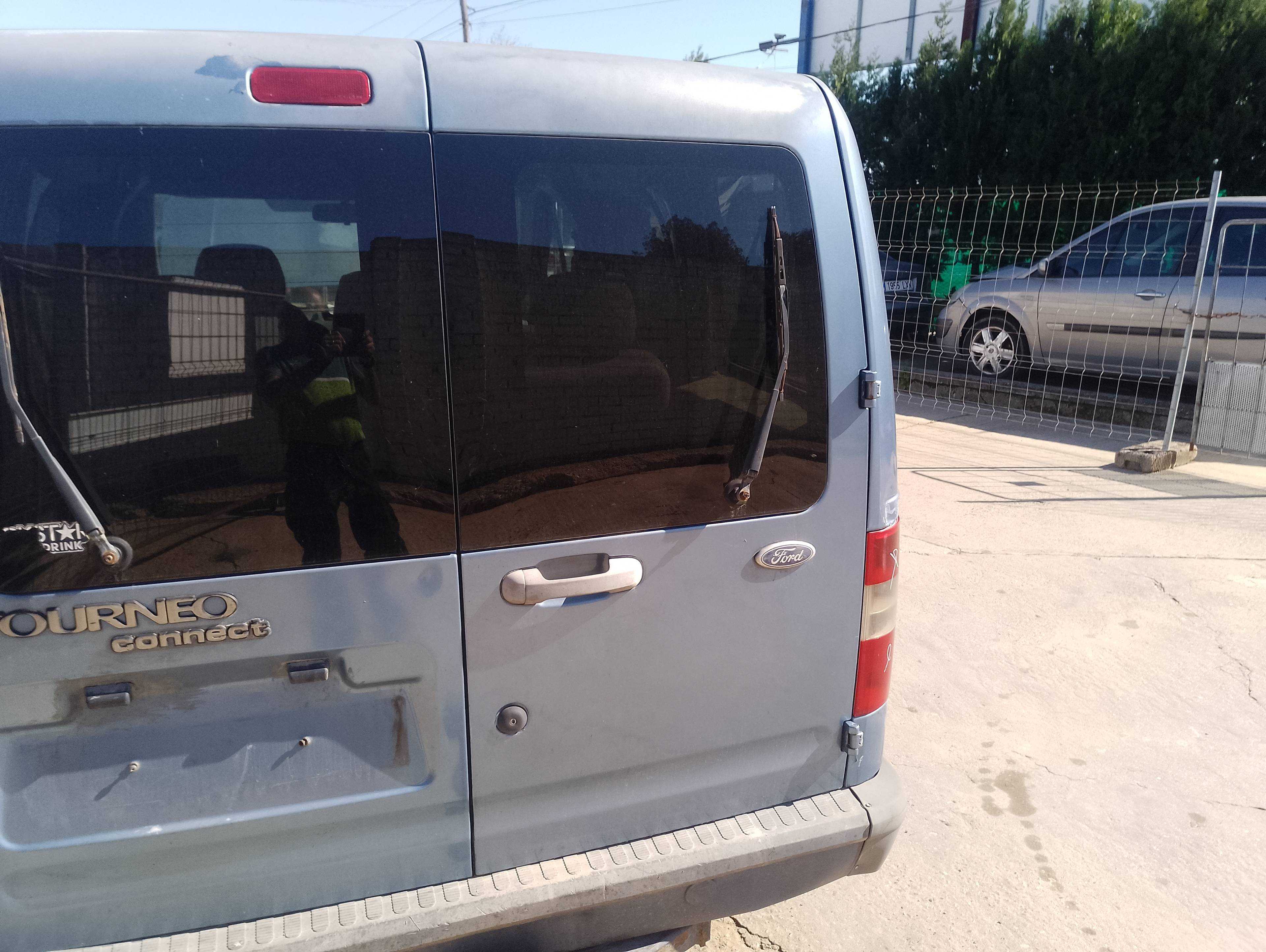 Recambio de porton trasero derecho para ford transit connect (tc7) furgón ft 200s referencia OEM IAM   