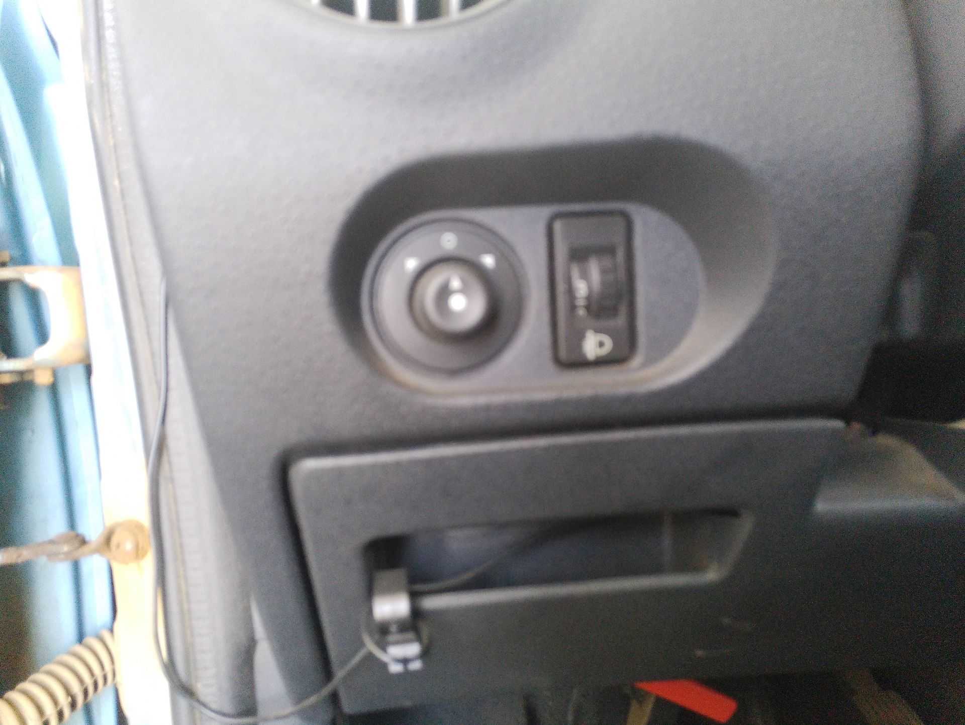 Recambio de mando retrovisor para citroën c3 i (fc_, fn_) 1.4 hdi referencia OEM IAM   