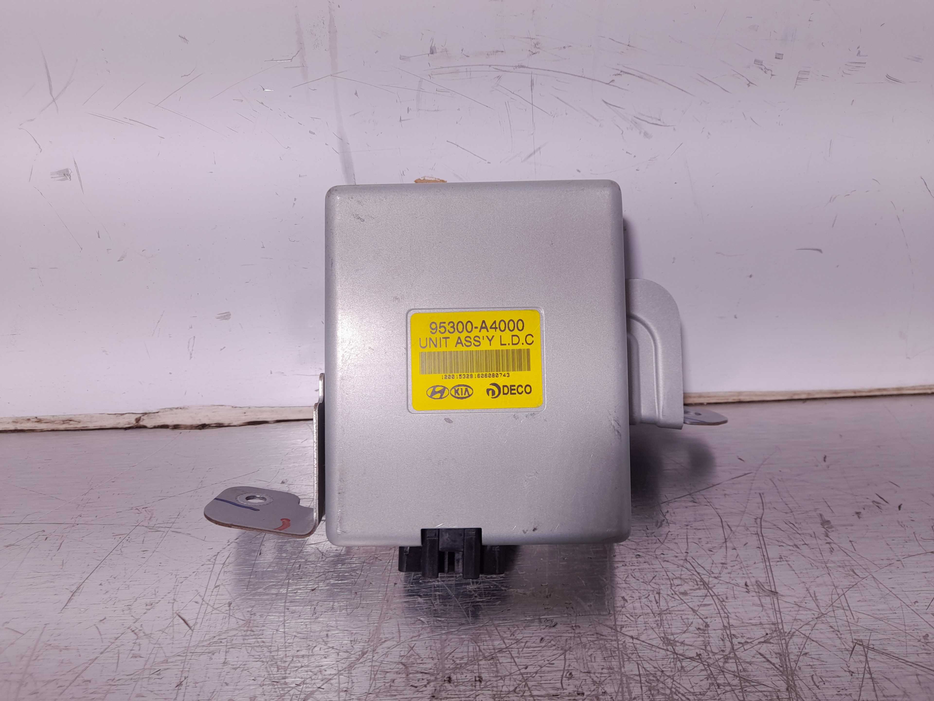 Recambio de modulo electronico para kia carens ( ) basic referencia OEM IAM 95300A4000 DECO 