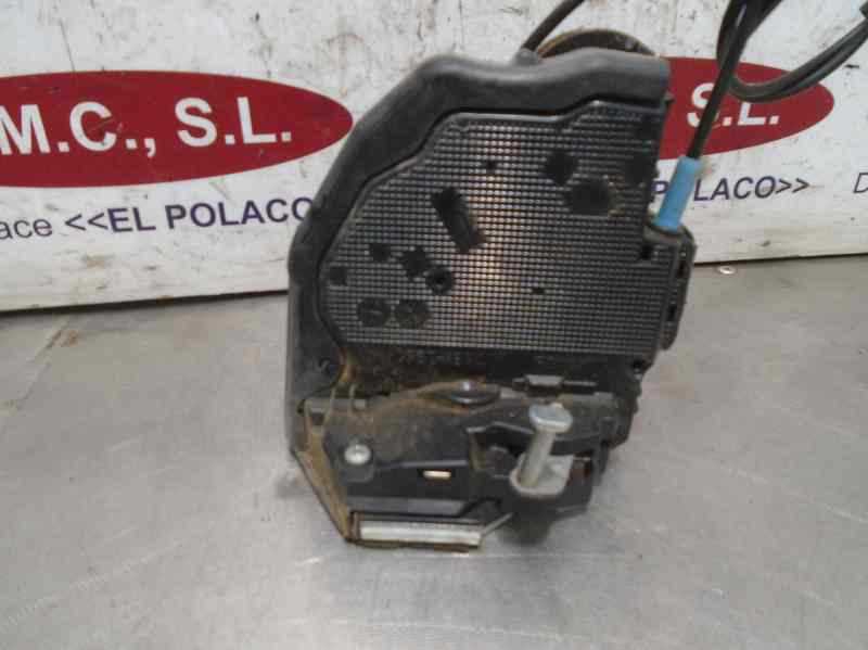 Recambio de cerradura puerta trasera derecha para toyota rav 4 (a3) 2.2 d-4d cat referencia OEM IAM   