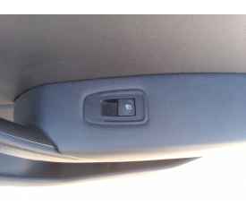 MANDO ELEVALUNAS DELANTERO DERECHO 244013877R 30S10145146 