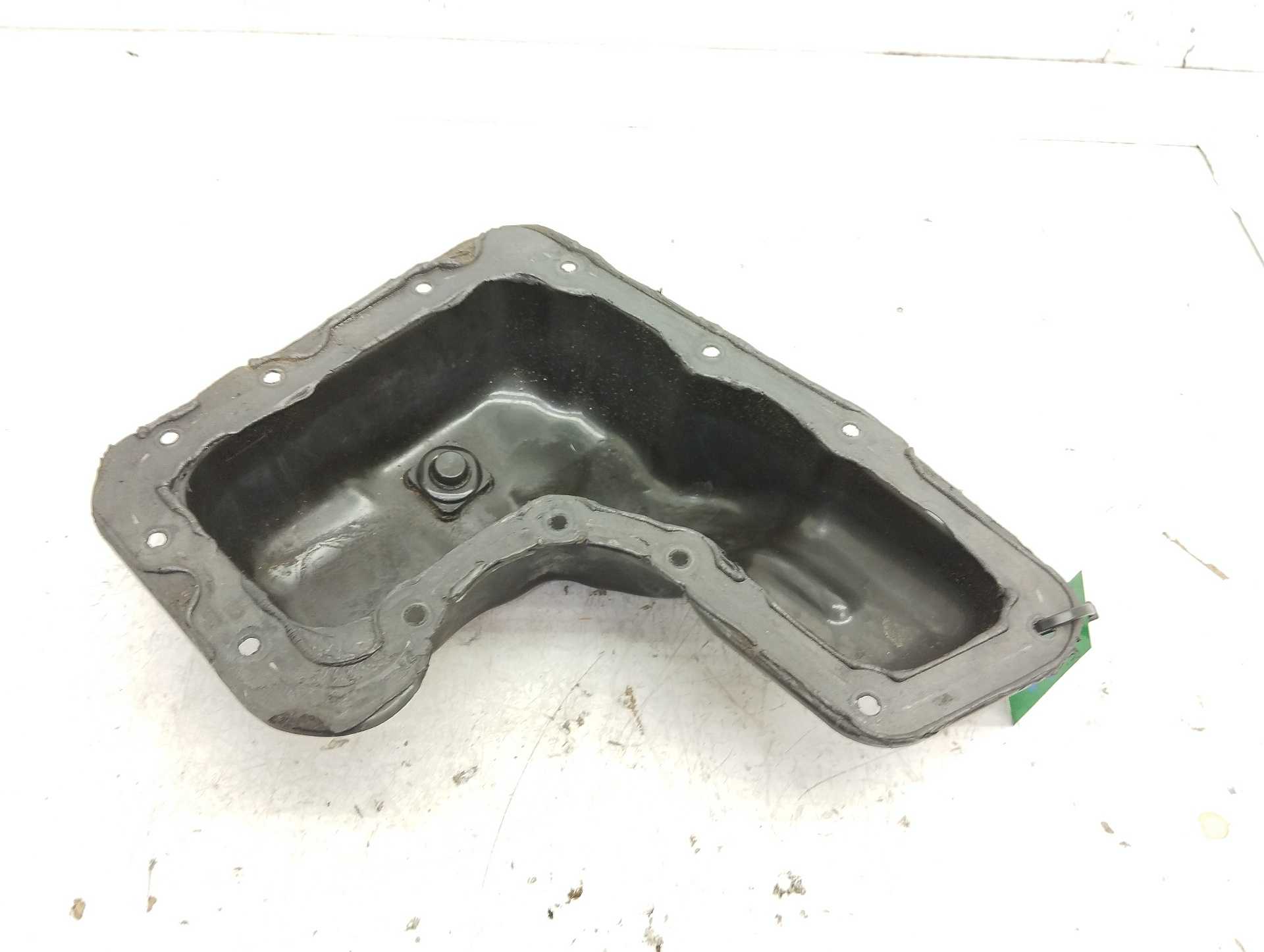 Recambio de carter para peugeot 208 style referencia OEM IAM 967543188003 KA983105 