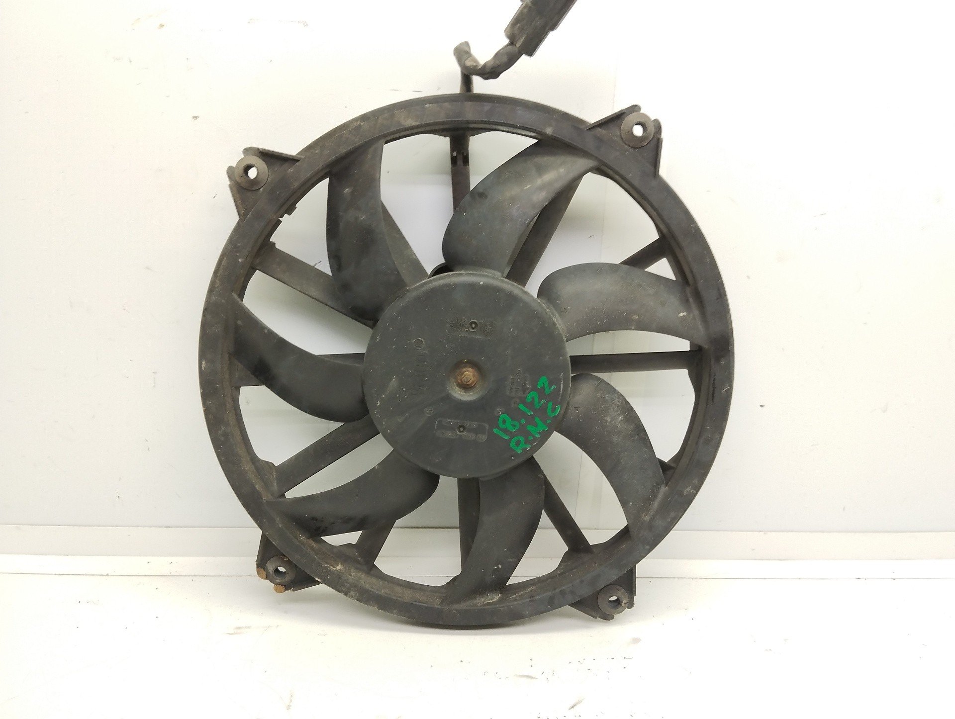 Recambio de electroventilador para citroën c4 berlina collection referencia OEM IAM FC1049874716T VALEO 