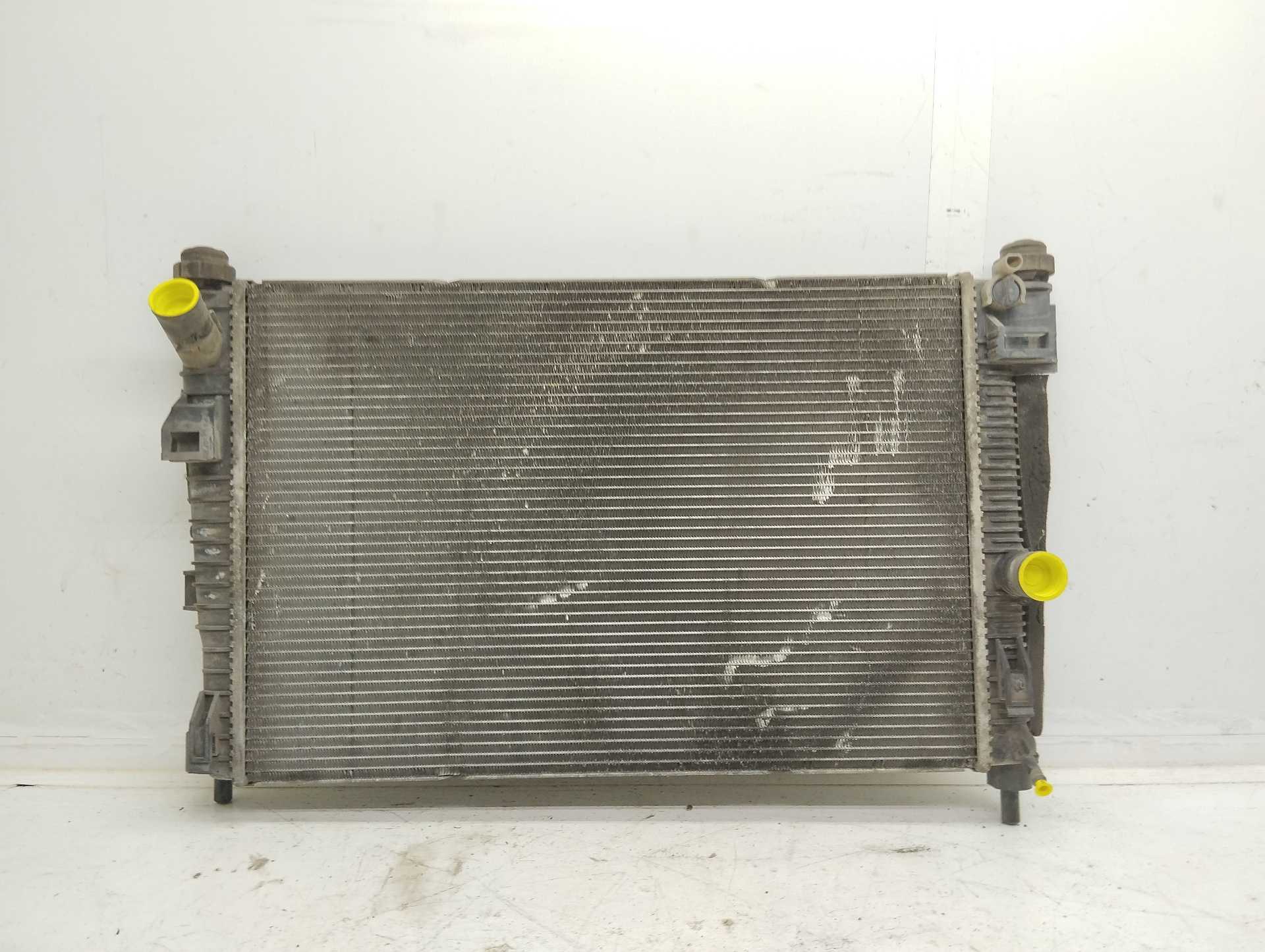 Recambio de radiador agua para mazda 3 berlina (bk) 1.6 crdt active referencia OEM IAM 8V618005BD M134662D 