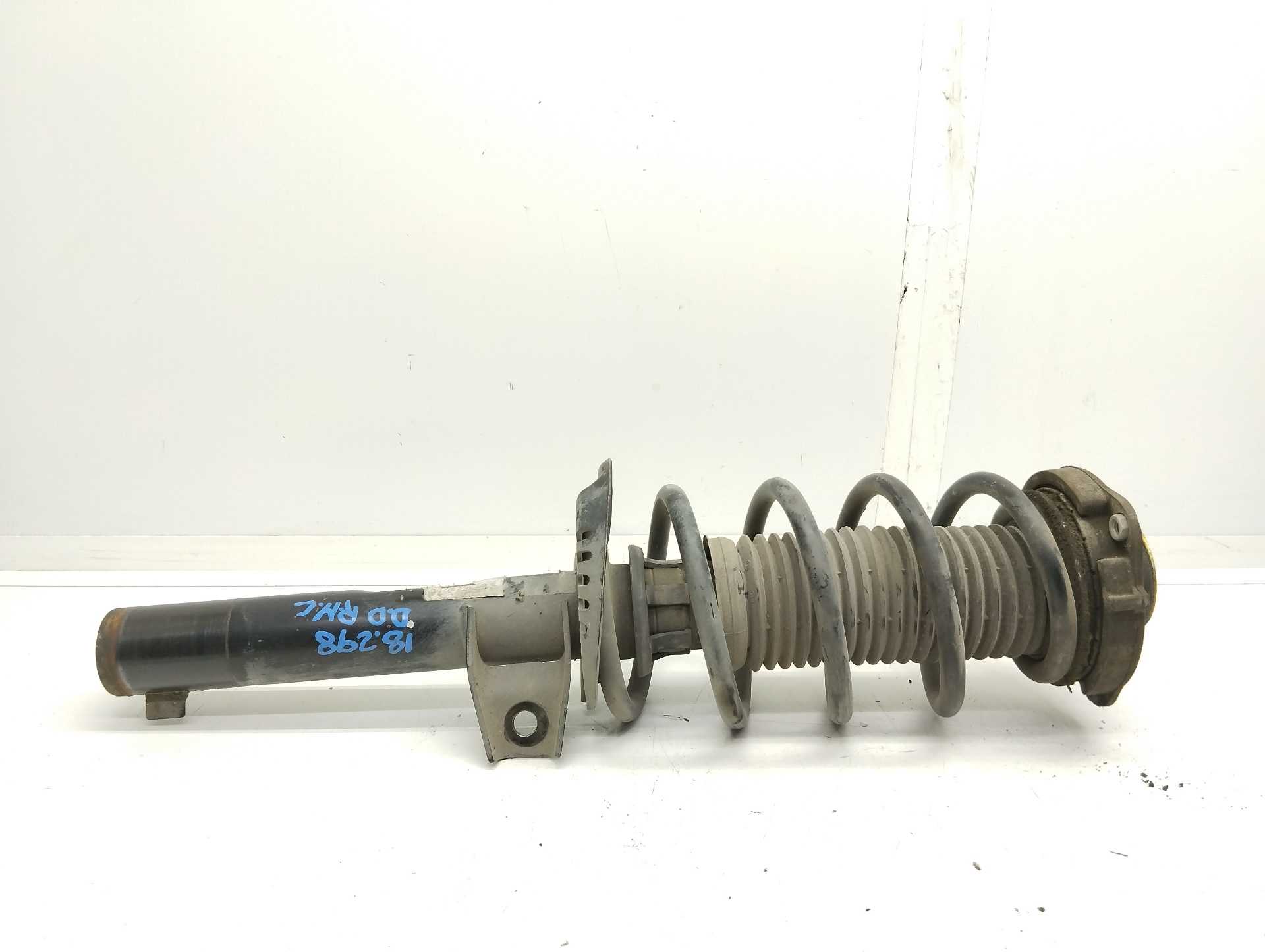 Recambio de amortiguador delantero derecho para seat leon (1p1) 1.6 tdi referencia OEM IAM   