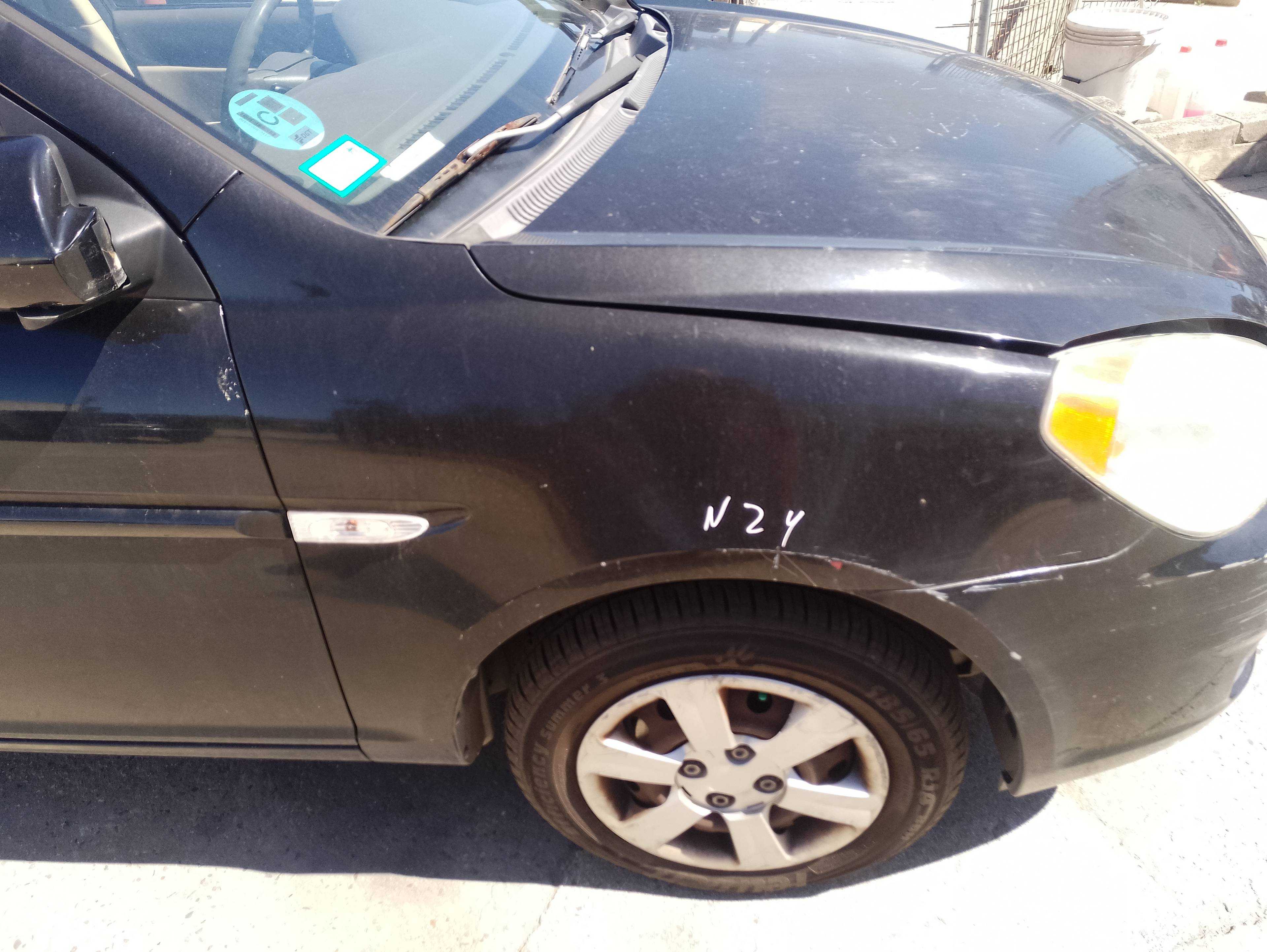 Recambio de aleta delantera derecha para hyundai accent (mc) gl referencia OEM IAM   