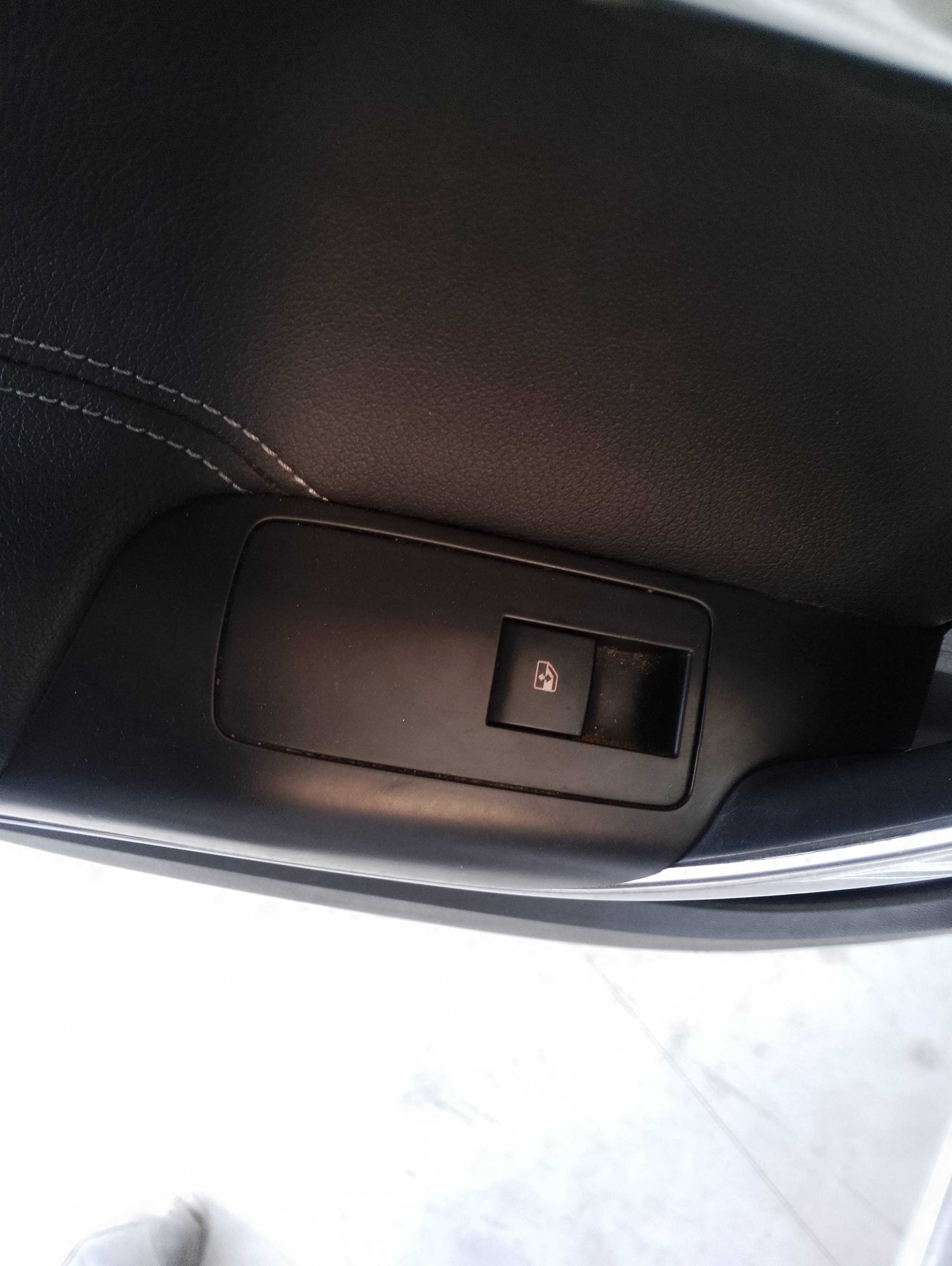 Recambio de mando elevalunas trasero izquierdo para opel insignia sports tourer cosmo referencia OEM IAM   