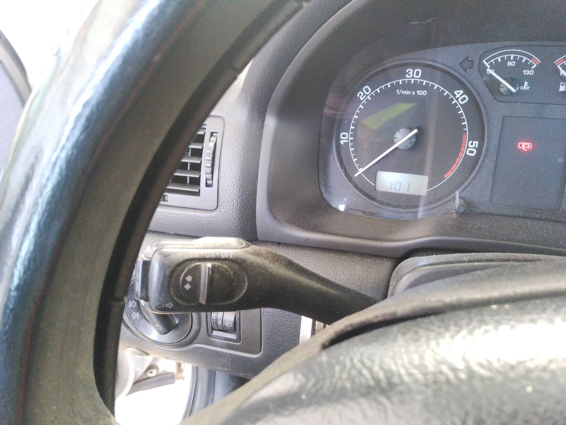 Recambio de mando intermitentes para skoda octavia i (1u2) 1.9 tdi referencia OEM IAM   