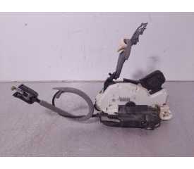 CERRADURA PUERTA DELANTERA IZQUIERDA 5K1837015E 