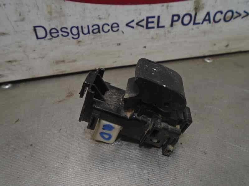 Recambio de mando elevalunas delantero derecho para toyota rav 4 (a3) 2.2 d-4d cat referencia OEM IAM   