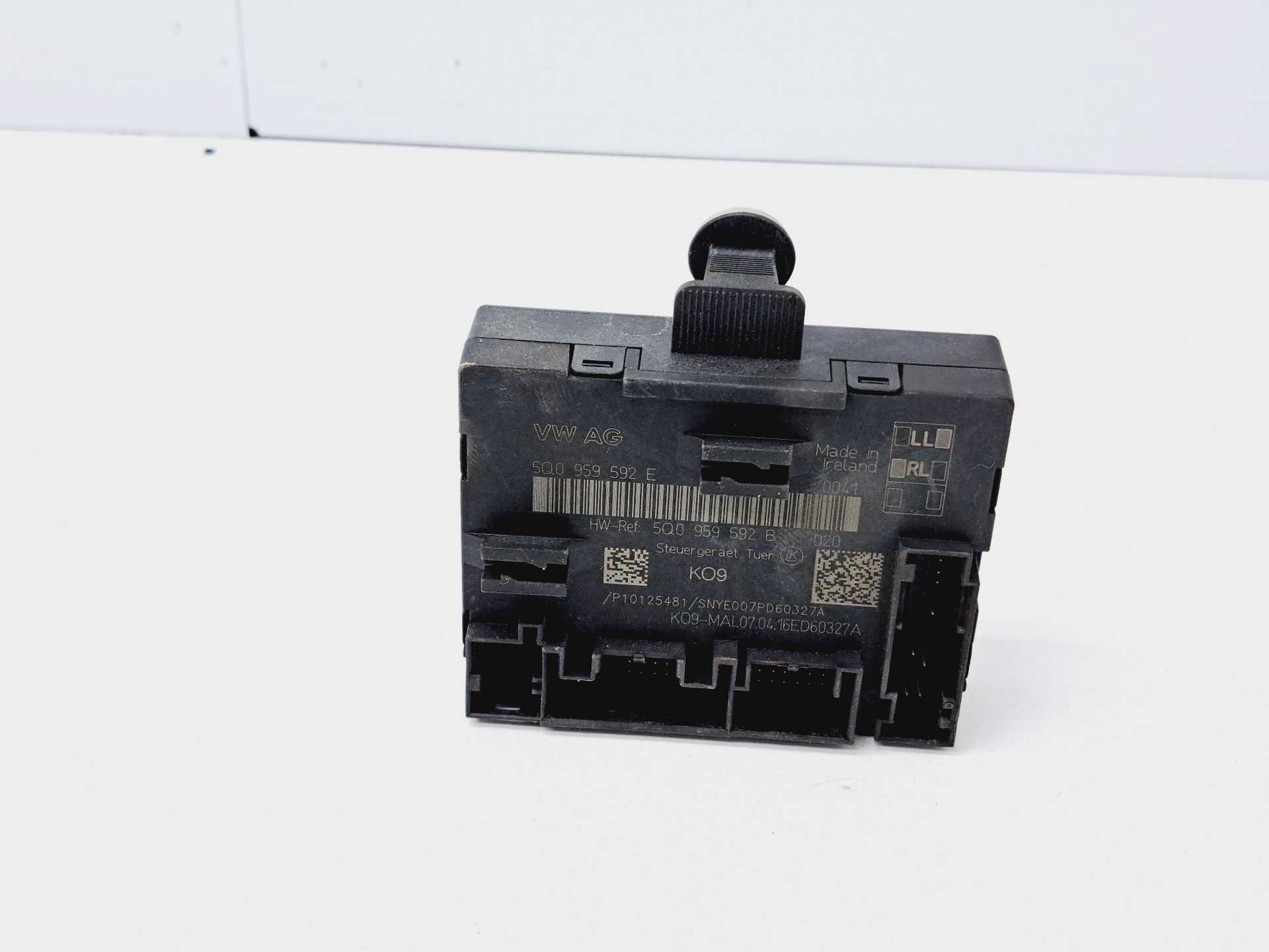 Recambio de modulo confort para volkswagen passat variant (3g5) advance bmt referencia OEM IAM 5Q0959592B  