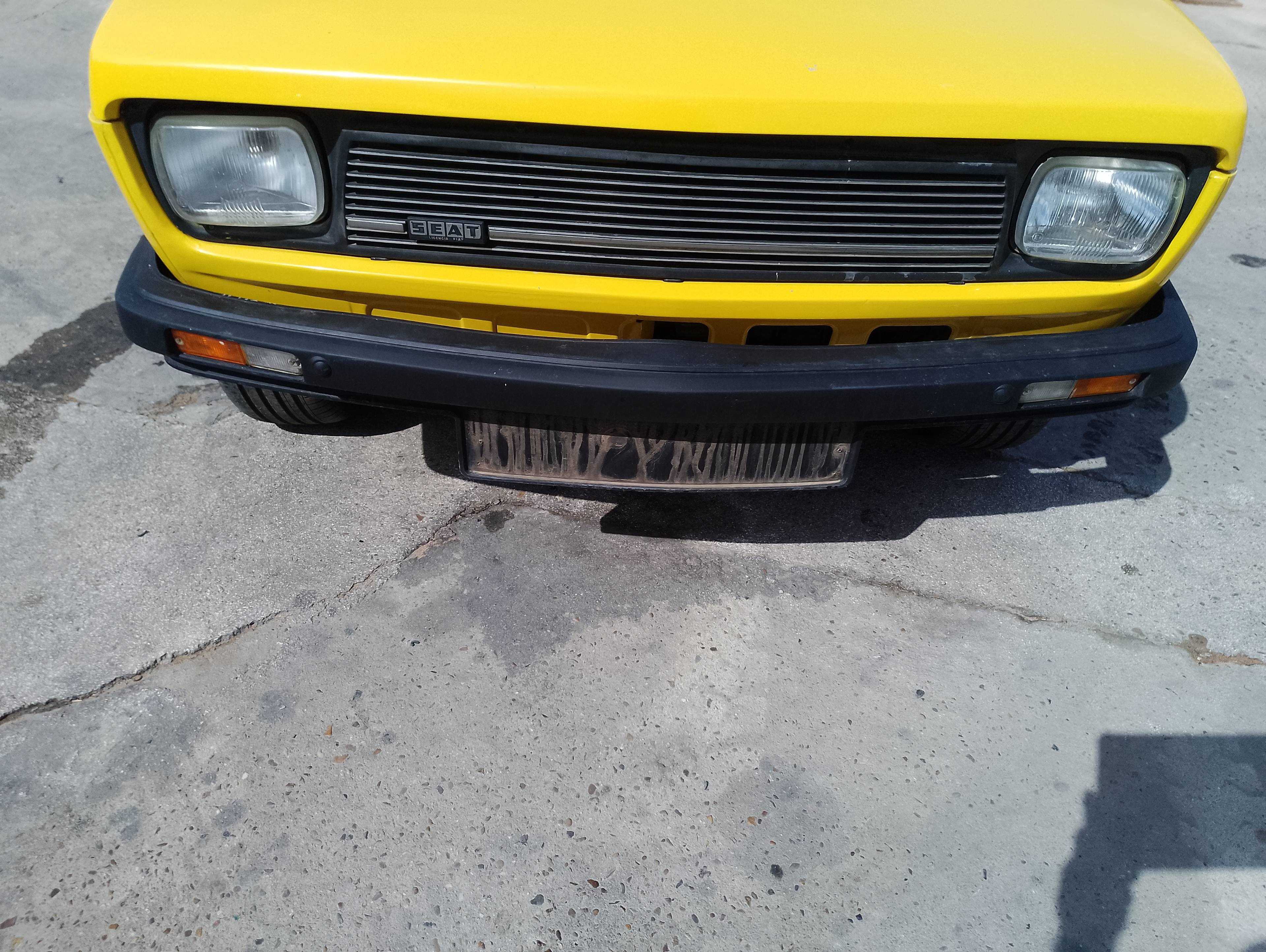 Recambio de paragolpes delantero para seat 127 referencia OEM IAM   