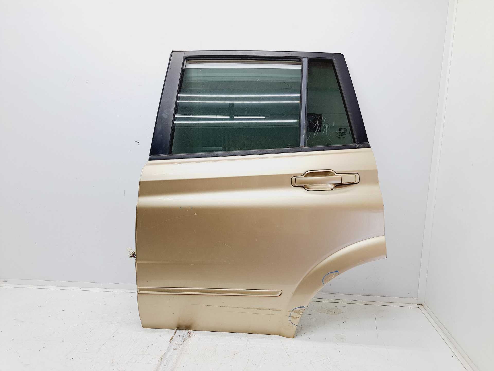 Recambio de puerta trasera izquierda para ssangyong kyron 2.0 referencia OEM IAM   