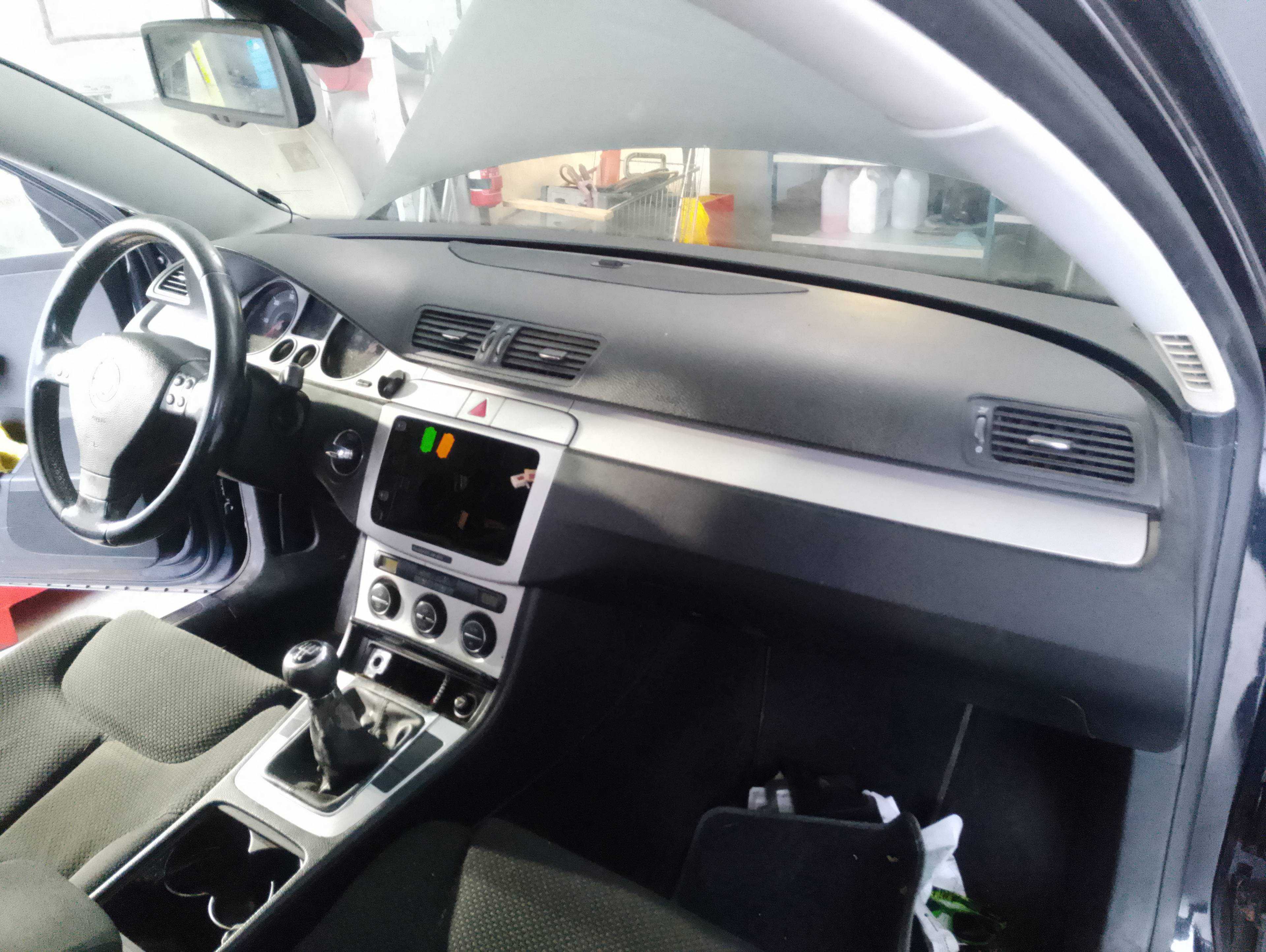 Recambio de salpicadero para volkswagen passat berlina (3c2) advance referencia OEM IAM   