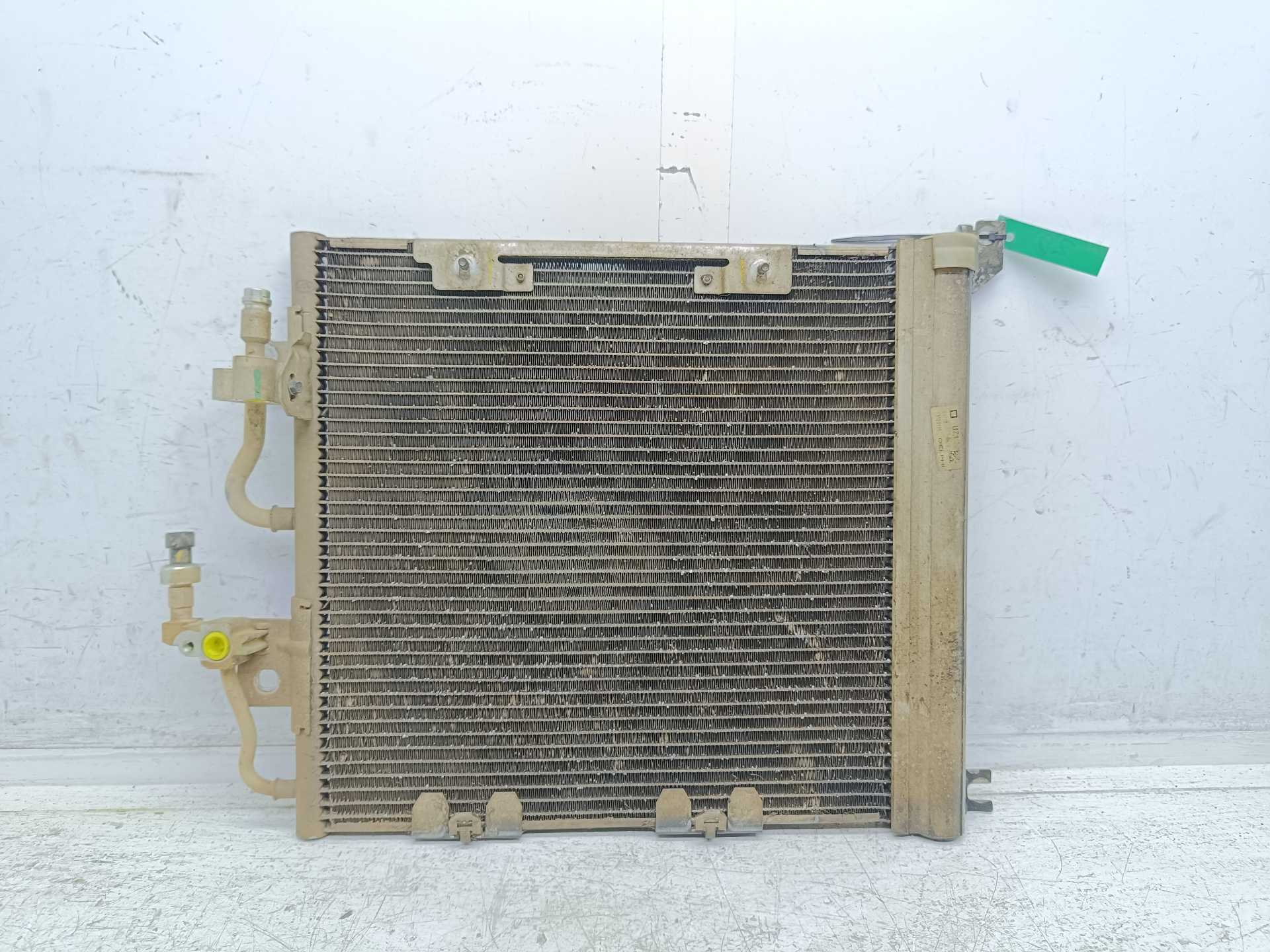Recambio de condensador / radiador aire acondicionado para opel astra h ber. cosmo referencia OEM IAM 13129195  