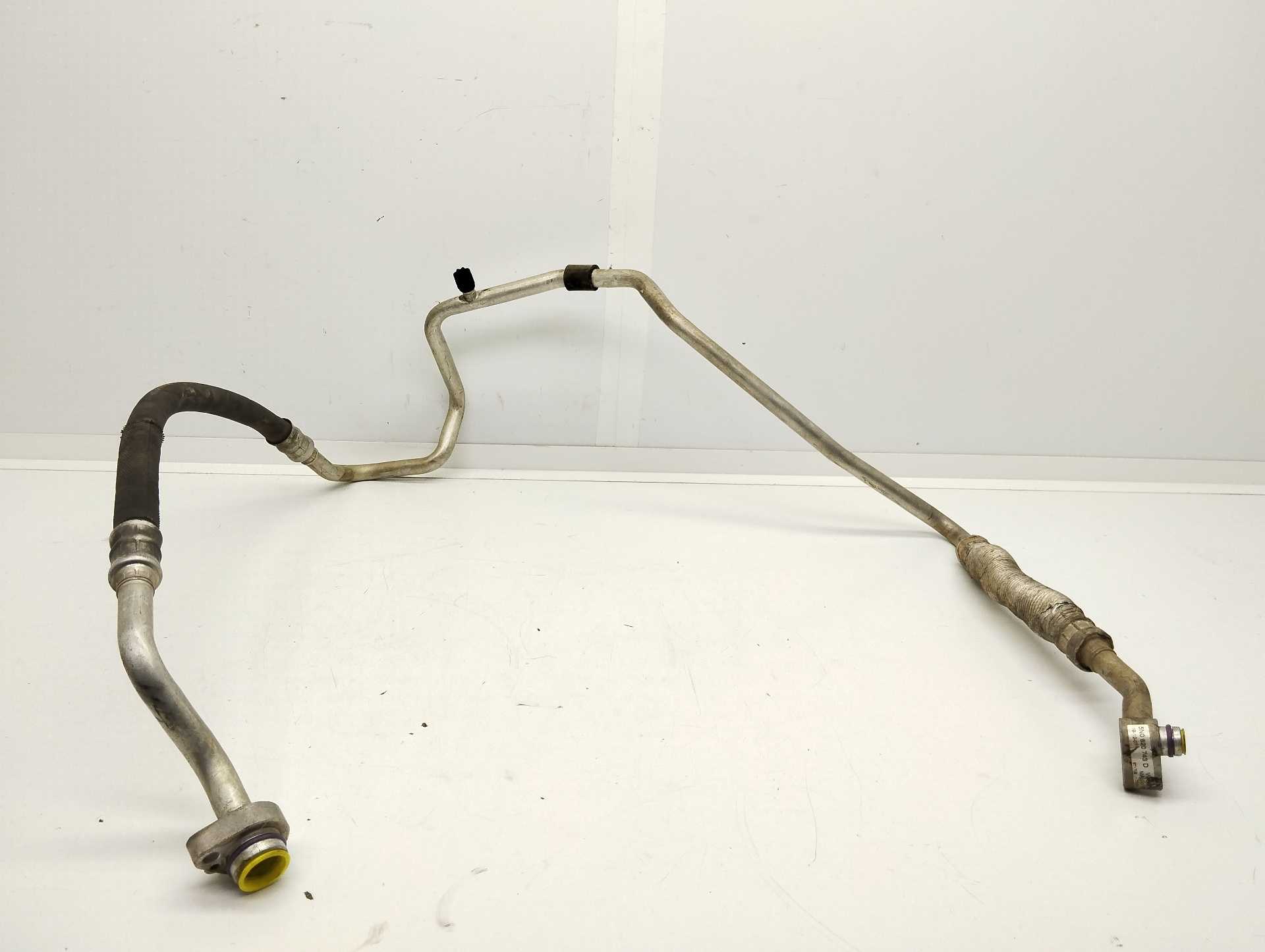 Recambio de tubos aire acondicionado para volkswagen tiguan (5n1) 2.0 tdi referencia OEM IAM 5N0820743D  