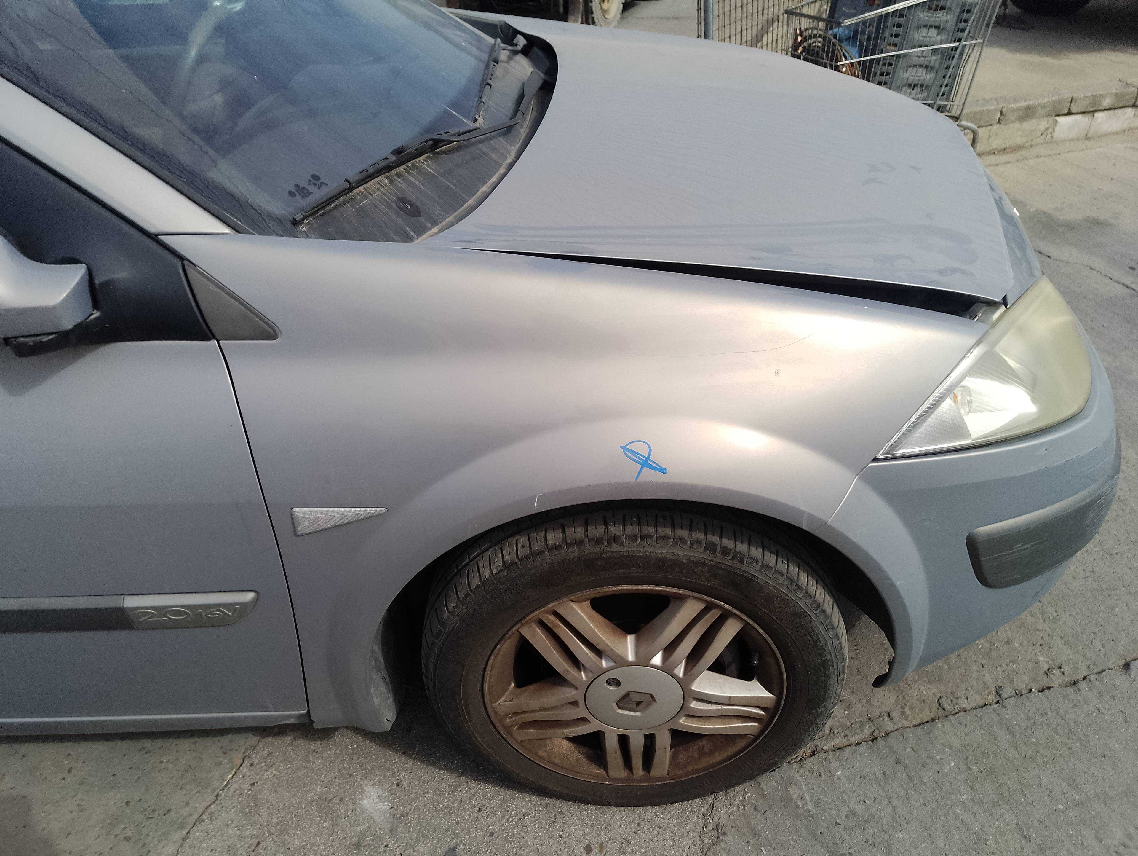 Recambio de aleta delantera derecha para renault megane ii familiar authentique confort referencia OEM IAM   