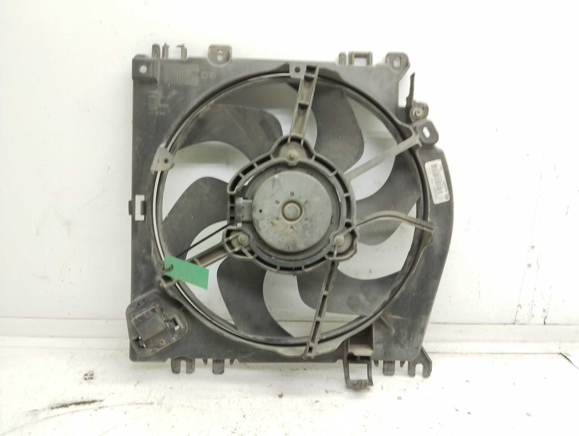 Recambio de electroventilador para renault clio grandtour authentique referencia OEM IAM 8200748439 1832064000 