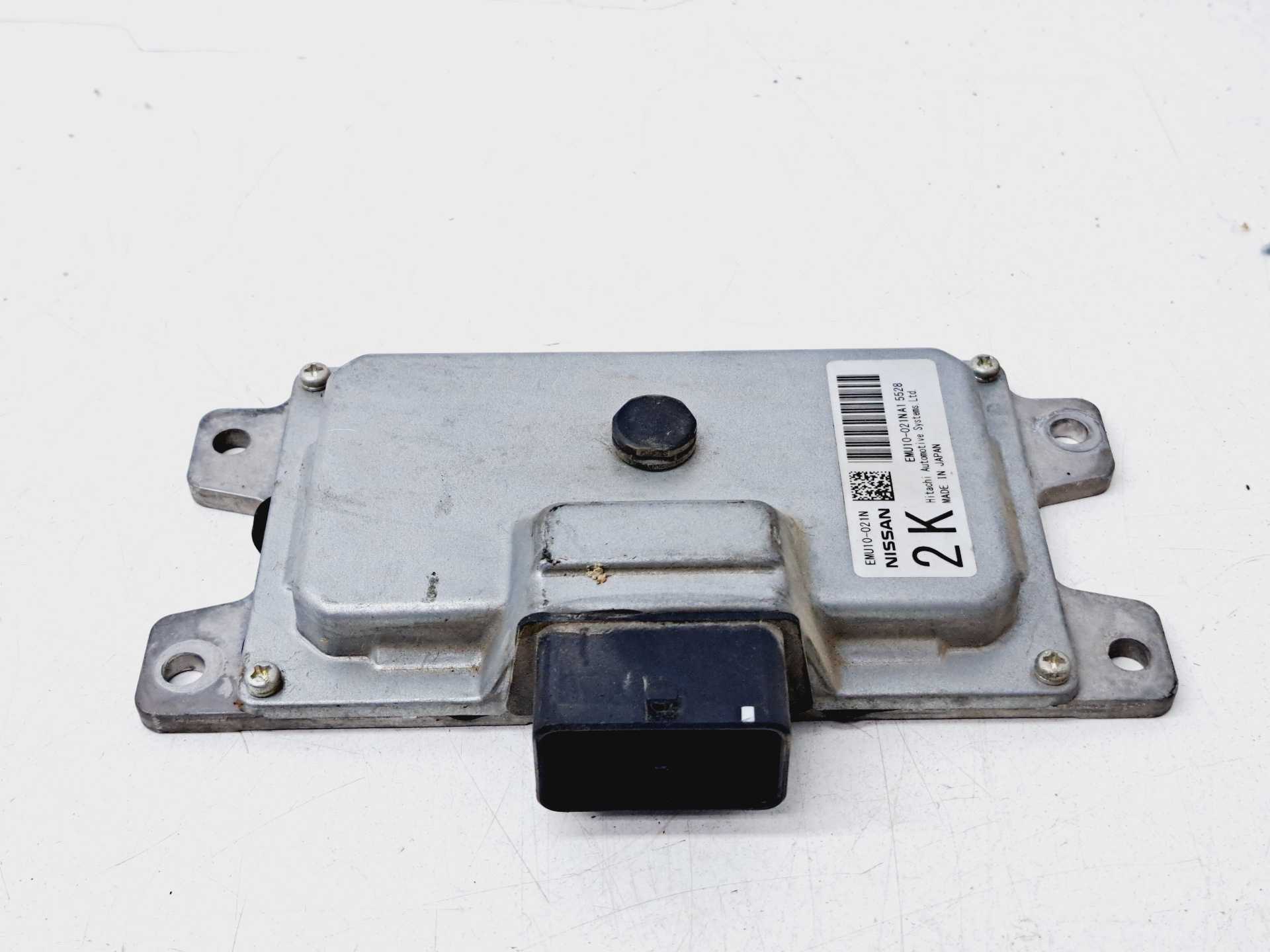 Recambio de modulo electronico para nissan juke (f15) acenta referencia OEM IAM EMU10021NA1 2K HITACHI