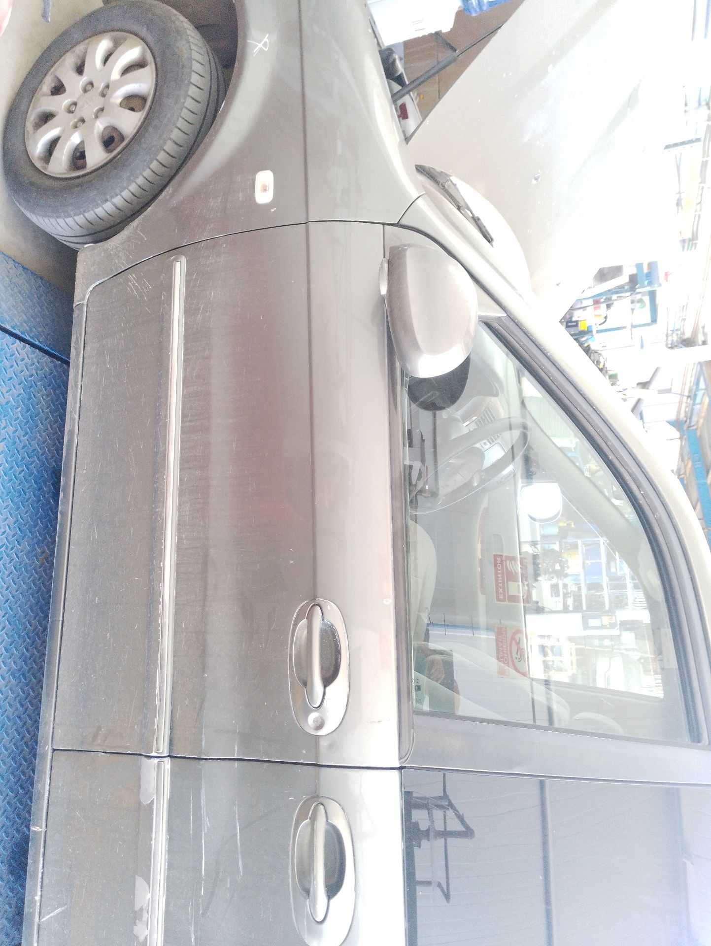 Recambio de puerta delantera izquierda para kia carnival ii (gq) 2.9 crdi referencia OEM IAM 0K55A59020B  