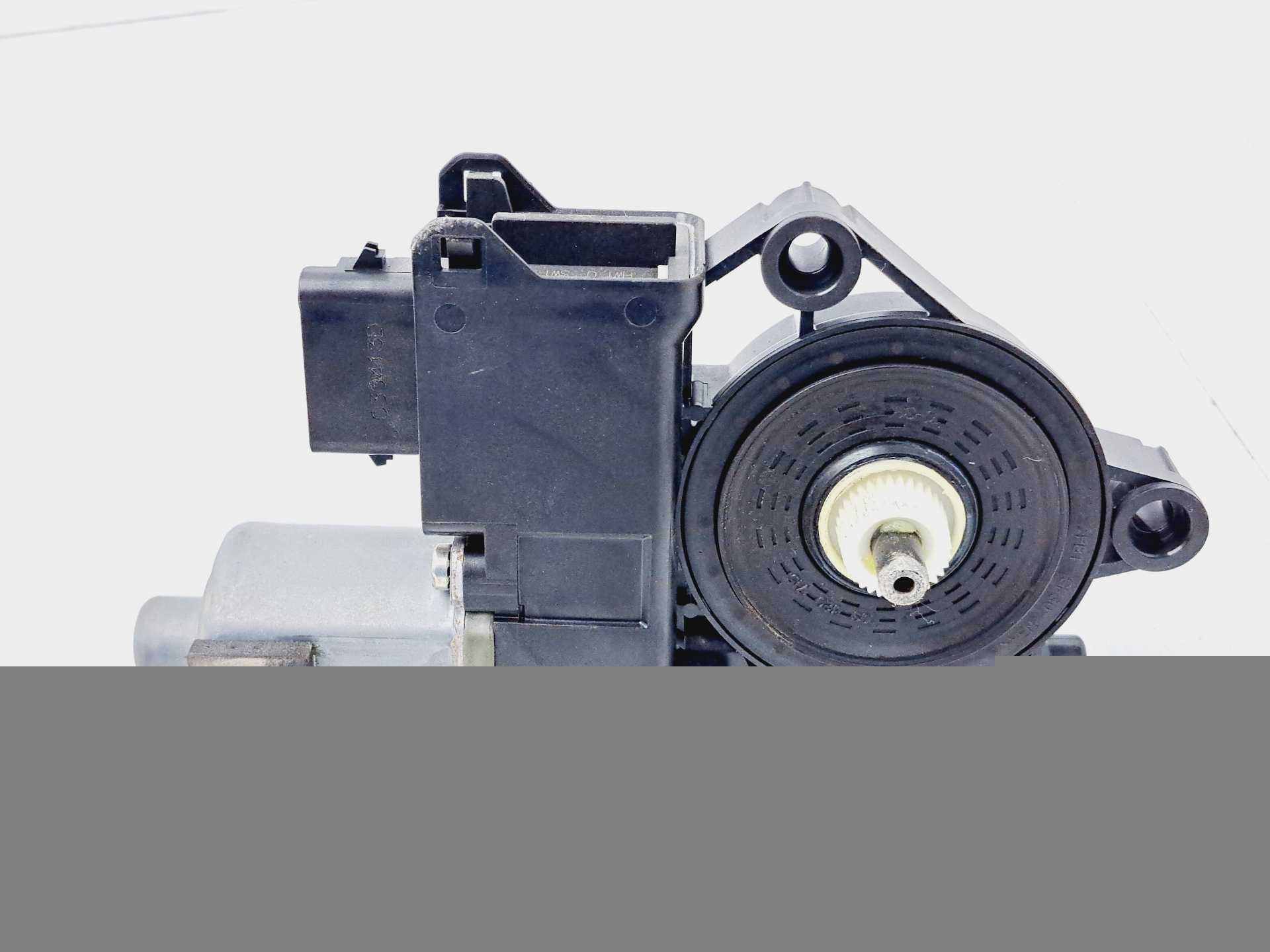 Recambio de motor elevalunas trasero derecho para hyundai i40 cw klass blue referencia OEM IAM   