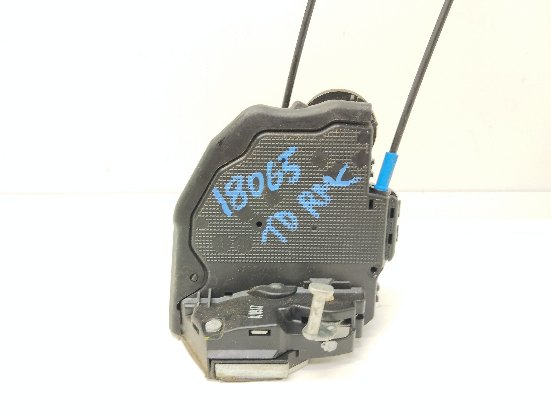 Recambio de cerradura puerta trasera derecha para toyota auris hybrid active referencia OEM IAM   