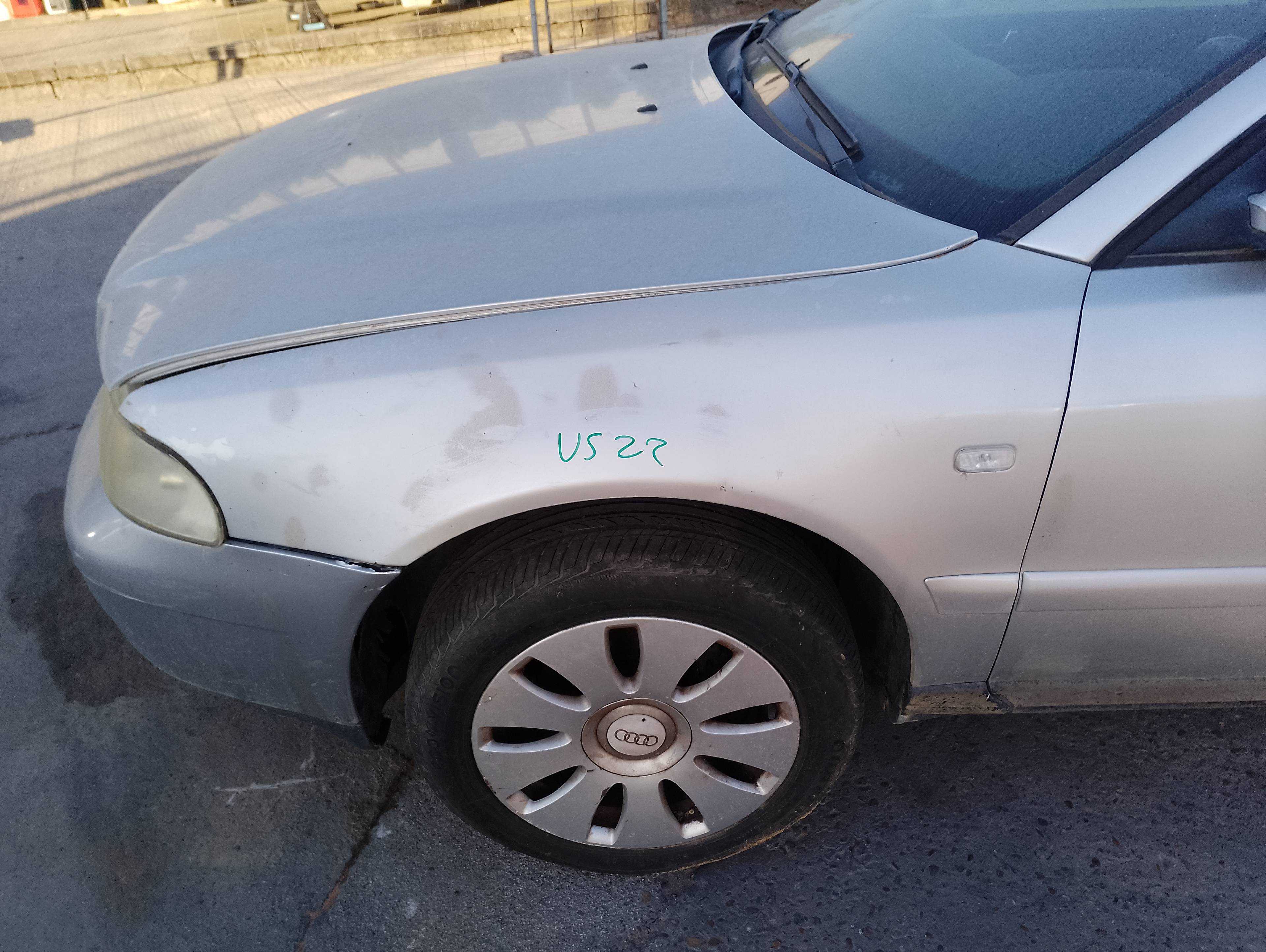Recambio de aleta delantera izquierda para audi a4 berlina (b5) 1.9 tdi referencia OEM IAM   