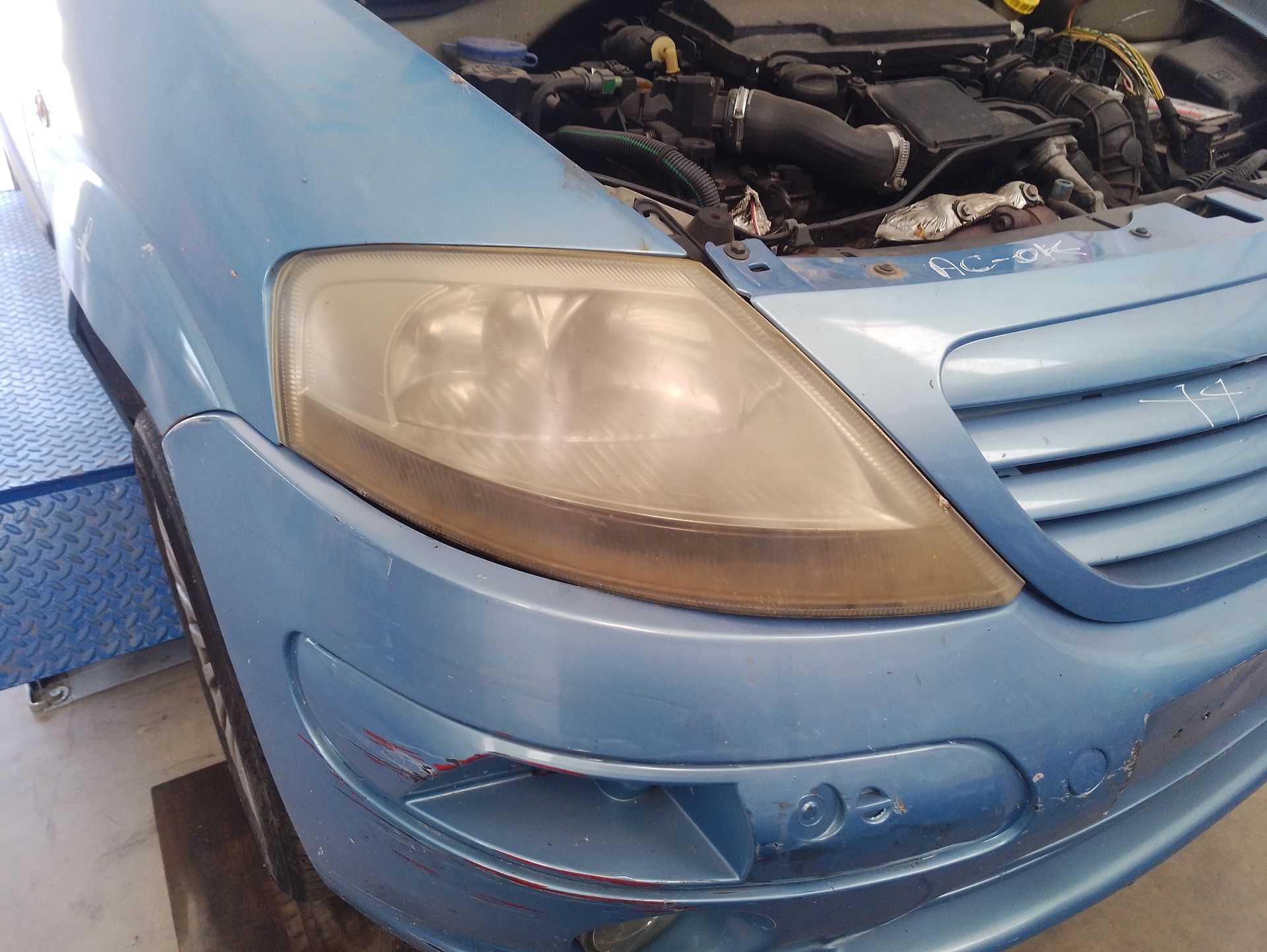 Recambio de faro derecho para citroën c3 i (fc_, fn_) 1.4 hdi referencia OEM IAM 620685  