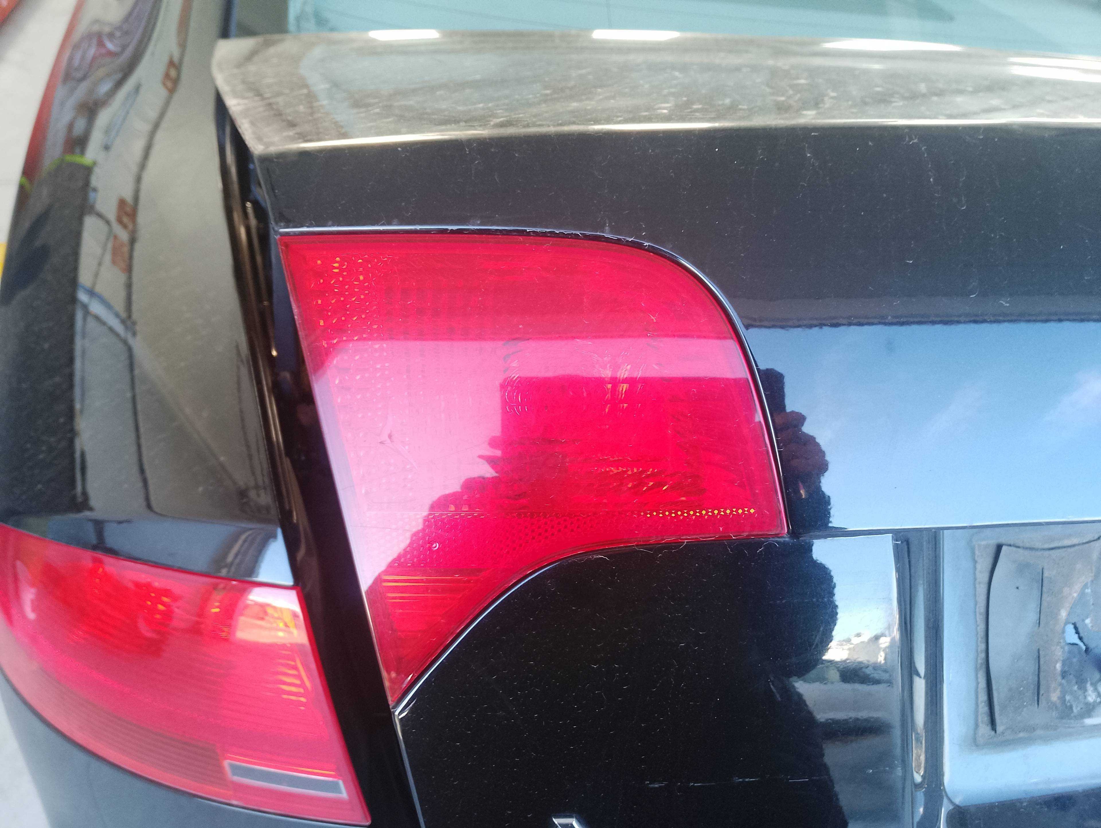 Recambio de piloto porton trasero izquierdo para audi a4 berlina (8e) 2.0 referencia OEM IAM   