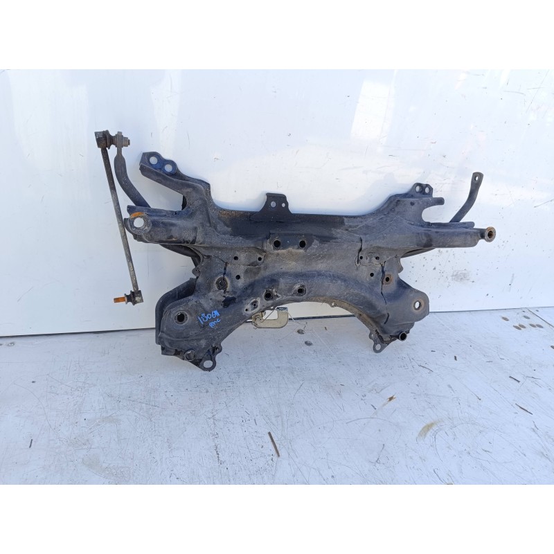 Recambio de cuna motor para toyota auris hybrid active referencia OEM IAM   