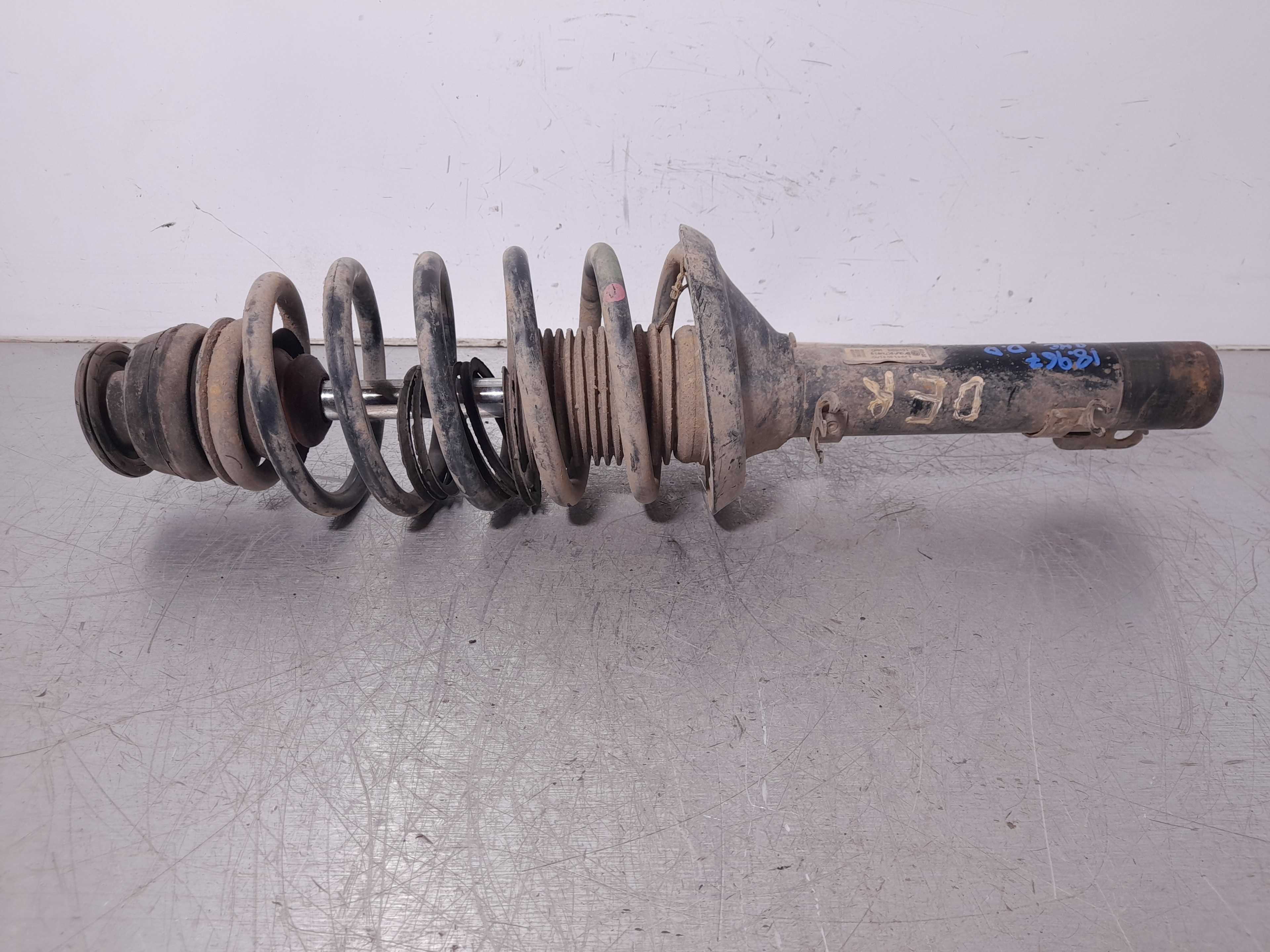 Recambio de amortiguador delantero derecho para skoda octavia berlina (1u2) tour referencia OEM IAM 1J0413031AG  