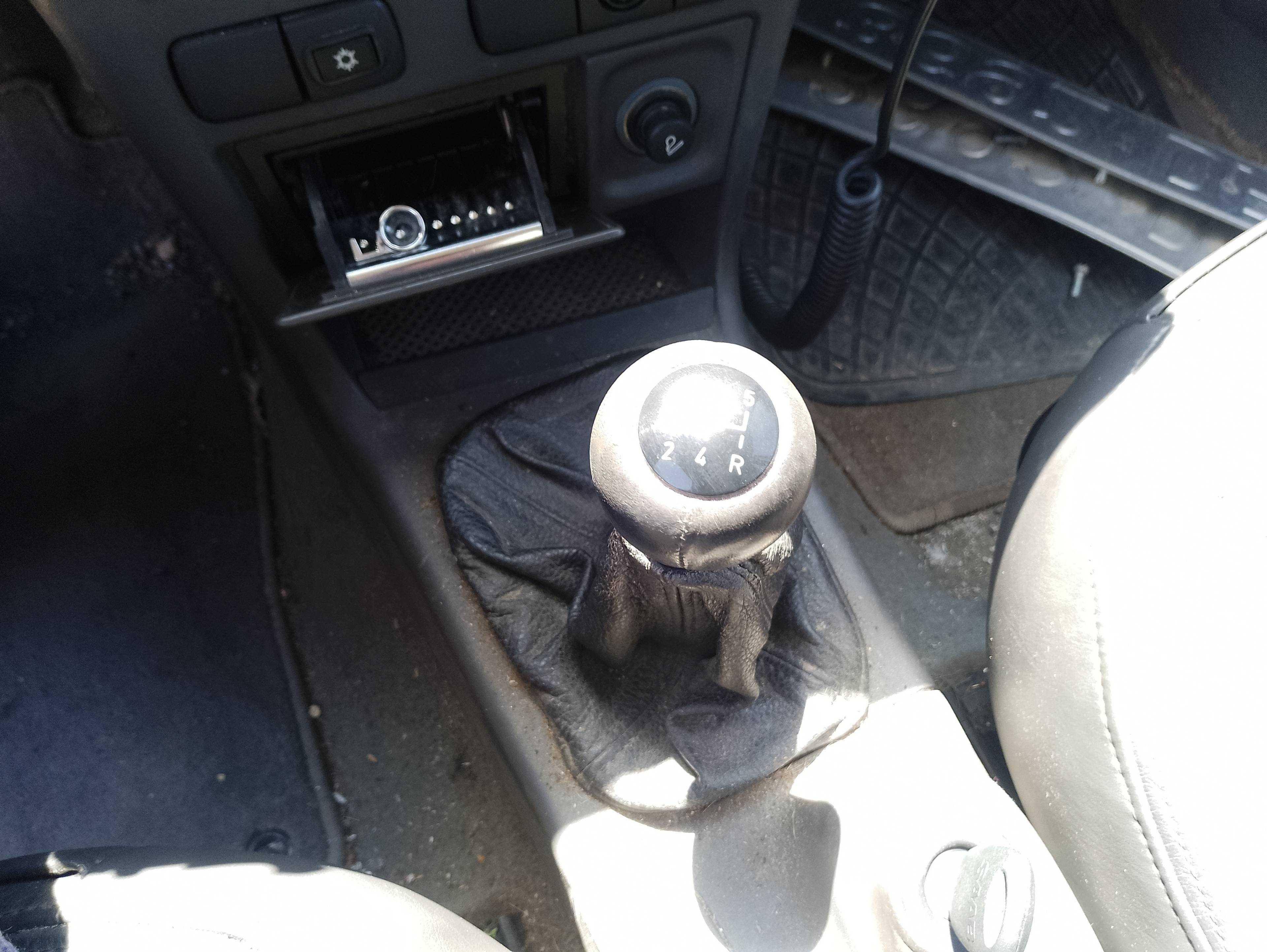 Recambio de palanca cambio para saab 9-3 berlina 2.0 aero turbo referencia OEM IAM   