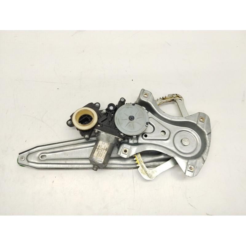 Recambio de elevalunas trasero derecho para toyota auris hybrid active referencia OEM IAM 8572002440 DENSO 