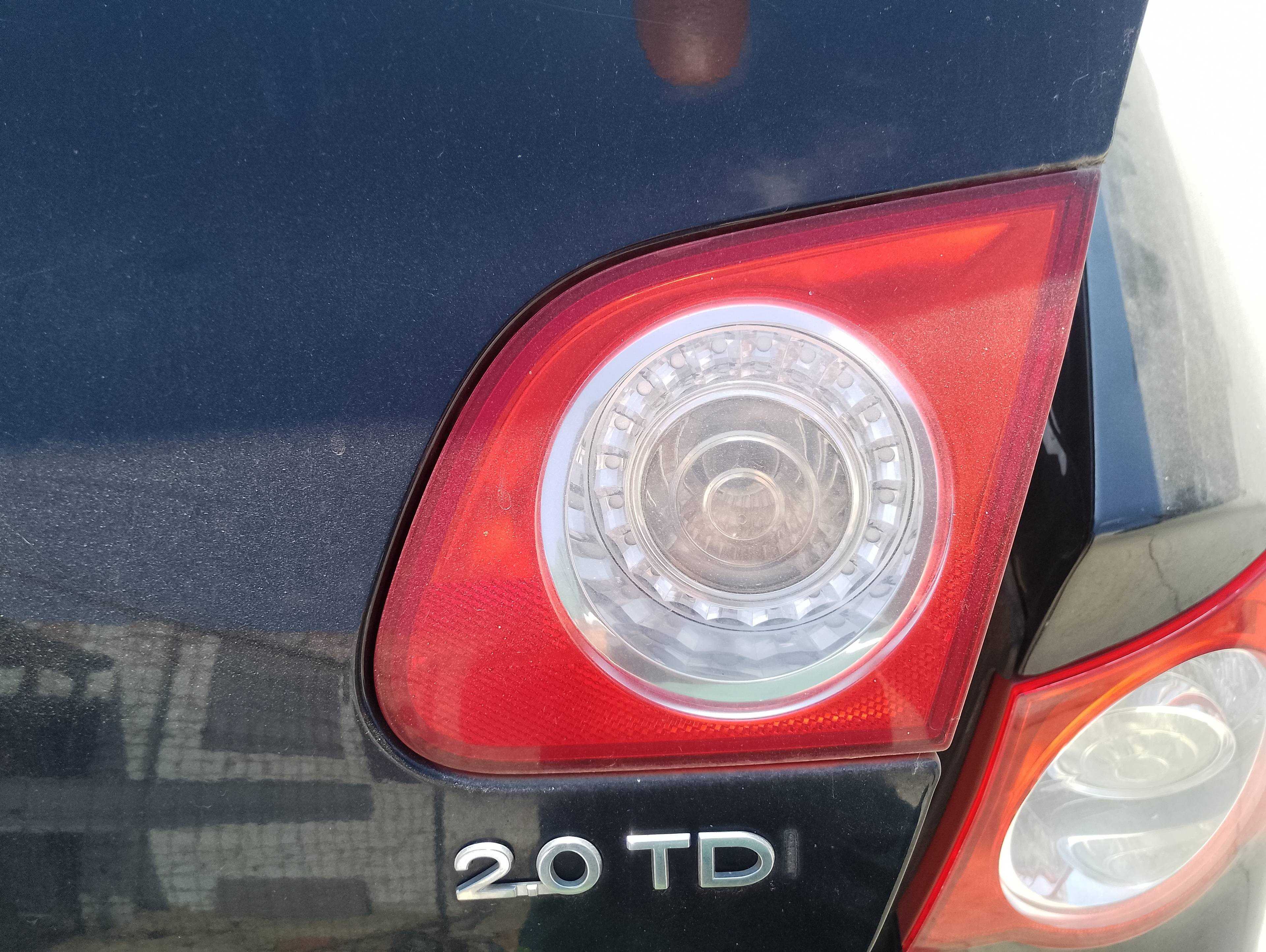 Recambio de piloto porton trasero derecho para volkswagen passat berlina (3c2) advance referencia OEM IAM   