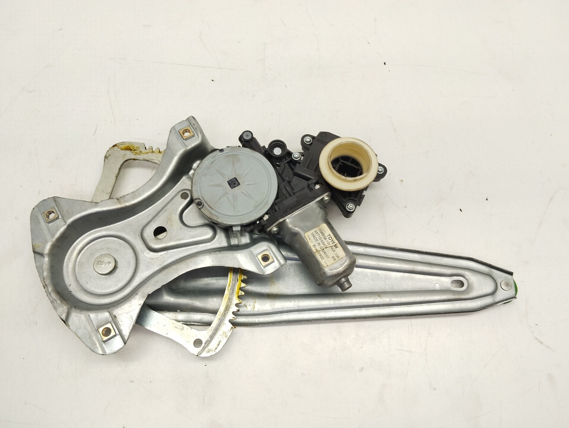 Recambio de elevalunas trasero izquierdo para toyota auris hybrid active referencia OEM IAM 8571002450 DENSO 