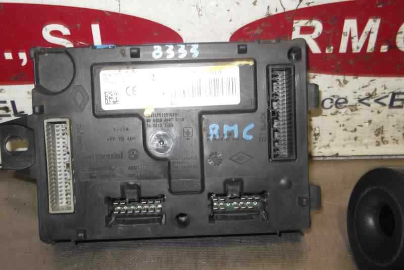 Recambio de caja reles / fusibles para dacia sandero ambiance referencia OEM IAM A2C92226608 284B10447R 