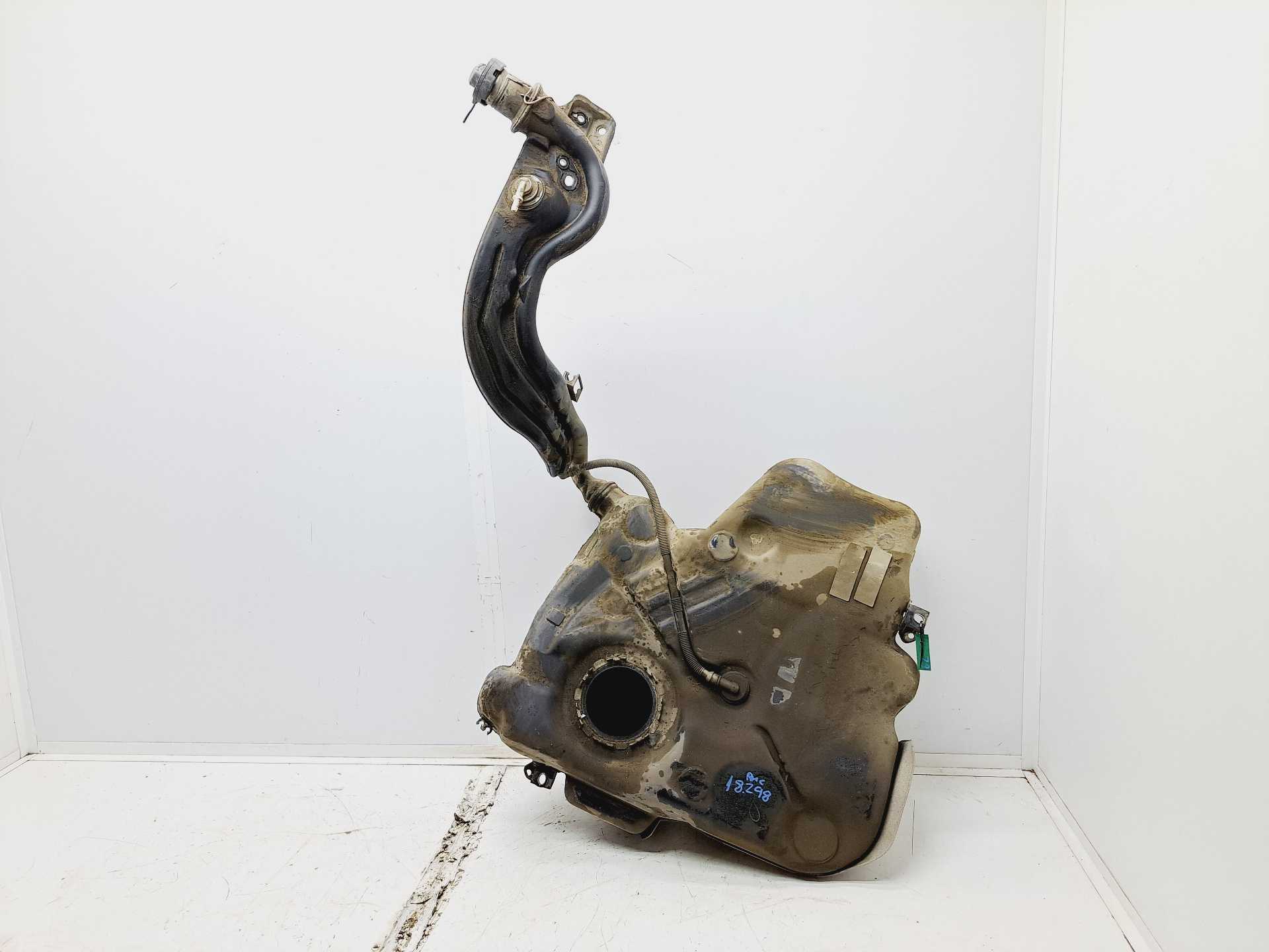 Recambio de deposito combustible para seat leon (1p1) 1.6 tdi referencia OEM IAM 1K0201085 1K0201085M 