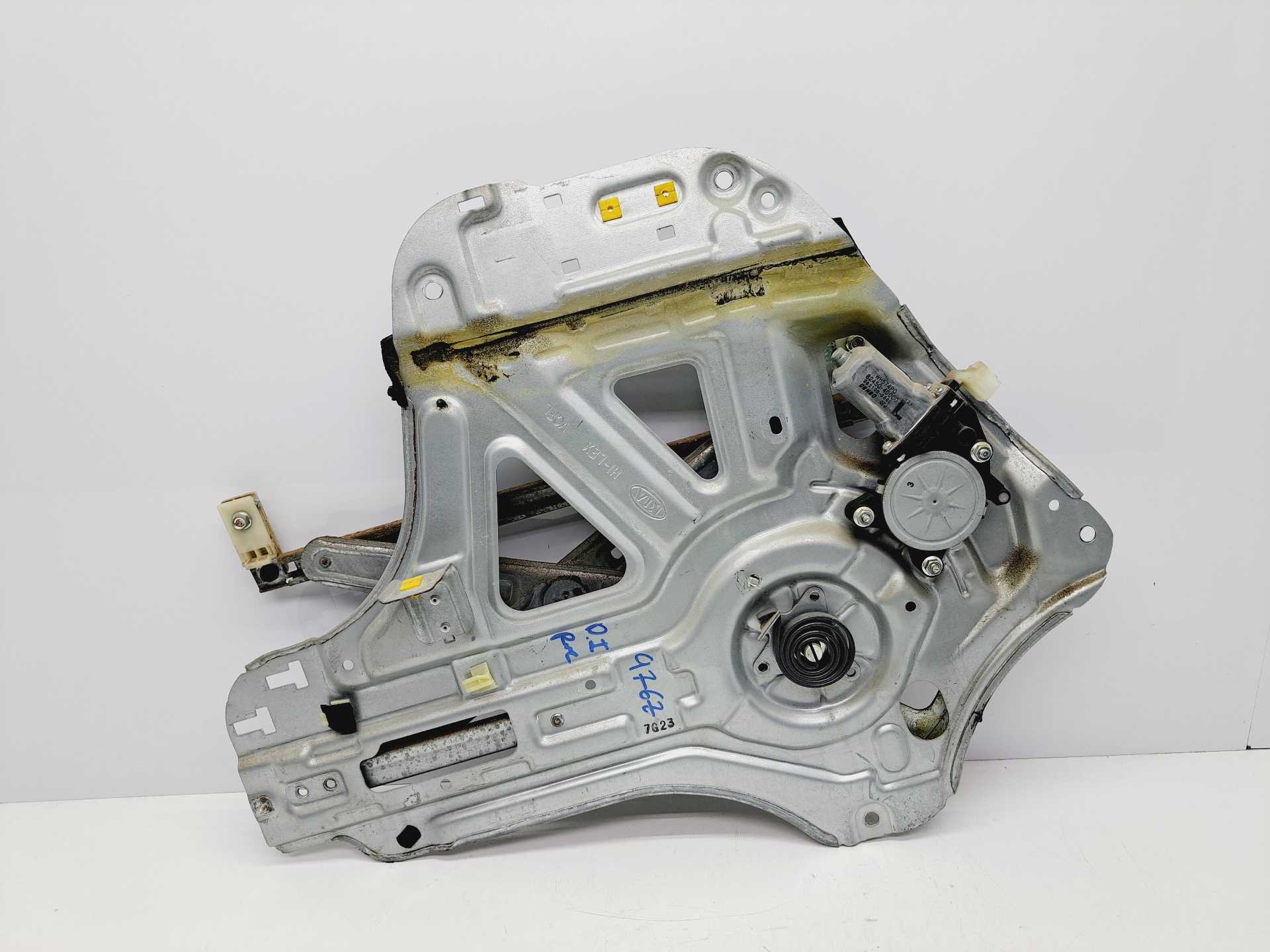 Recambio de elevalunas delantero izquierdo para kia carnival 2.9 crdi vgt active referencia OEM IAM 824504D000 DENSO 