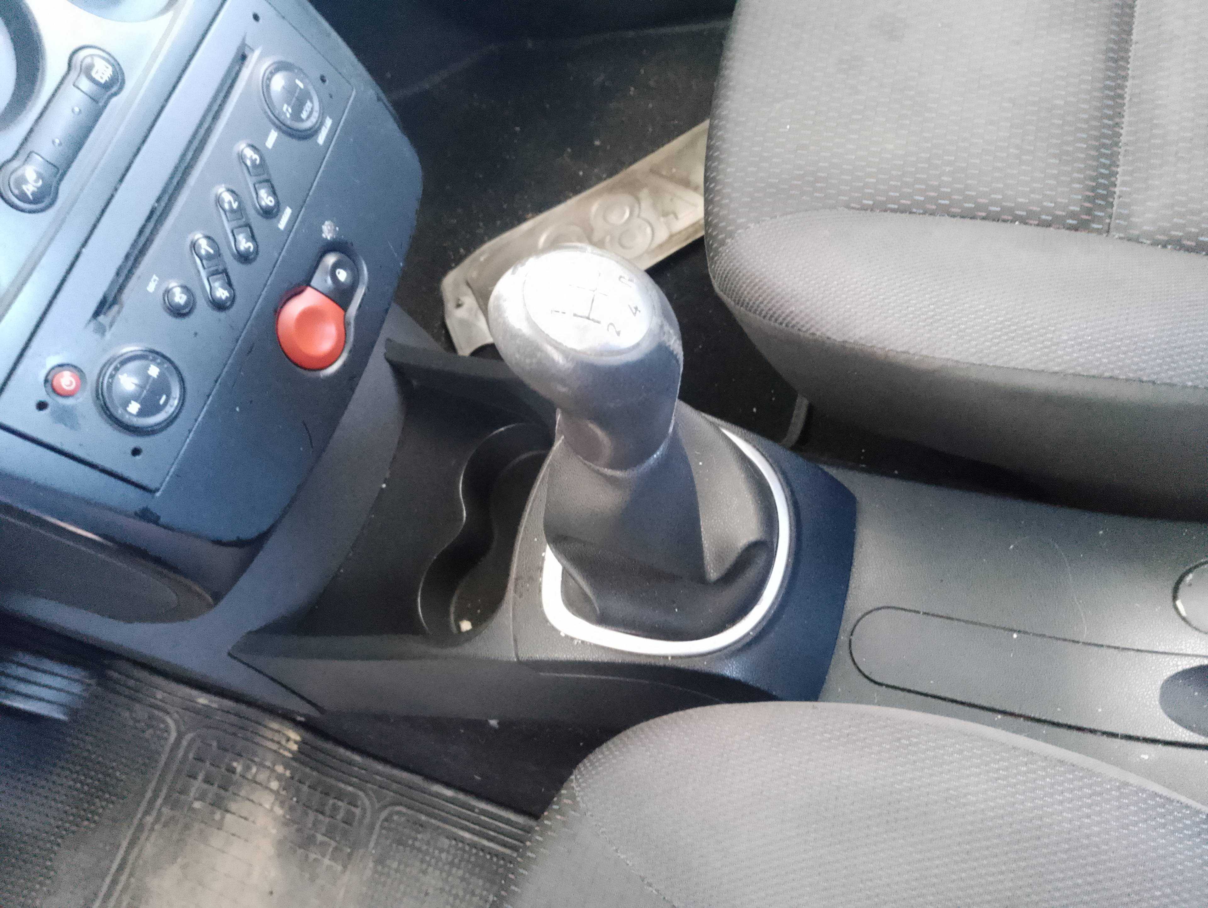 Recambio de palanca cambio para renault clio iii referencia OEM IAM   