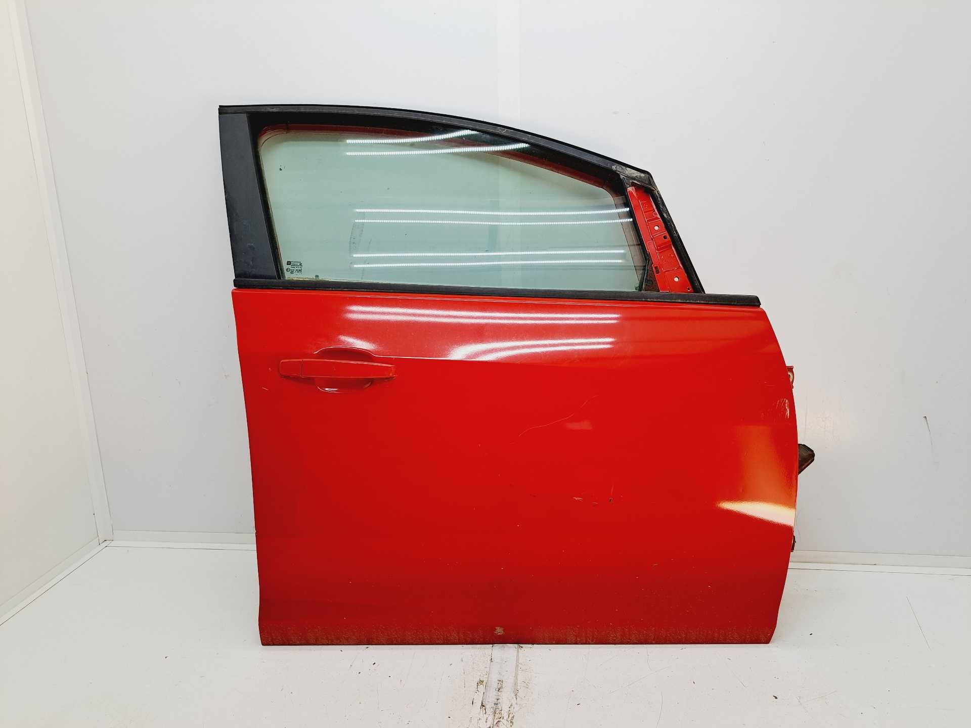Recambio de puerta delantera derecha para opel astra j lim. cosmo referencia OEM IAM   