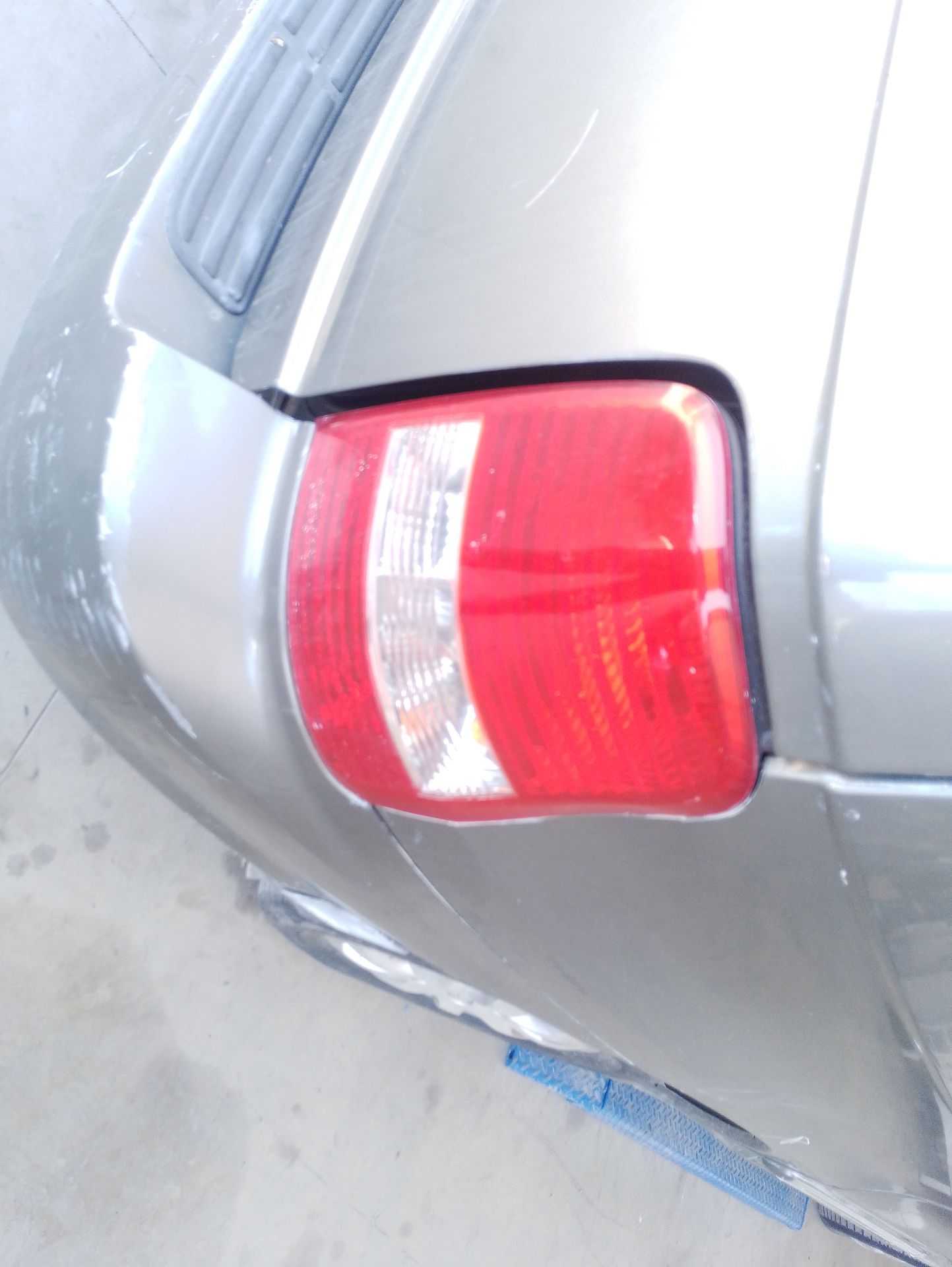 Recambio de piloto trasero derecho para kia carnival ii (gq) 2.9 crdi referencia OEM IAM 0K55A51150A  