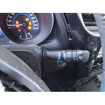 Recambio de mando limpia para toyota auris hybrid active referencia OEM IAM   